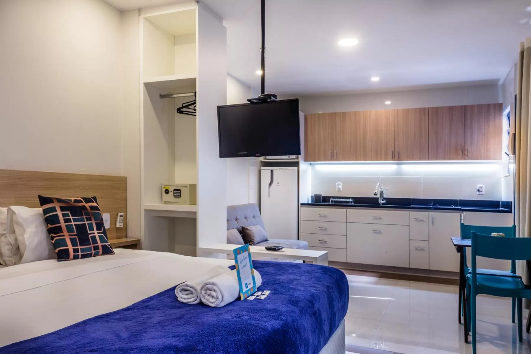 Bedroom in Injoy Suítes & Aparts