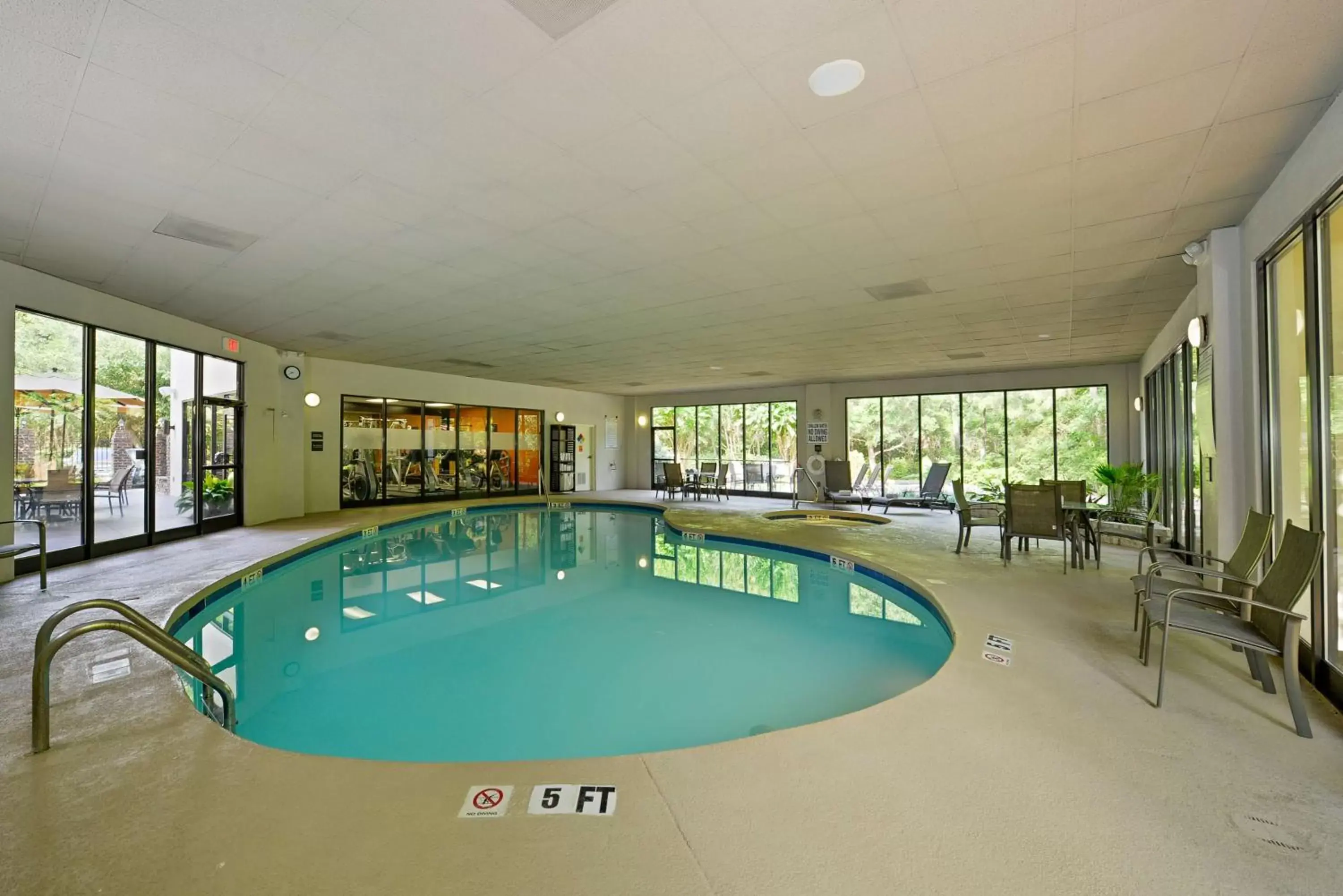 Pool view, Swimming Pool in Hampton Inn Northwood