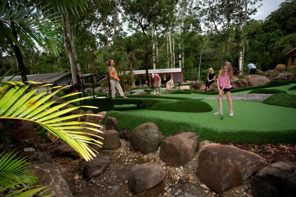 Minigolf in Cedar Creek Lodges