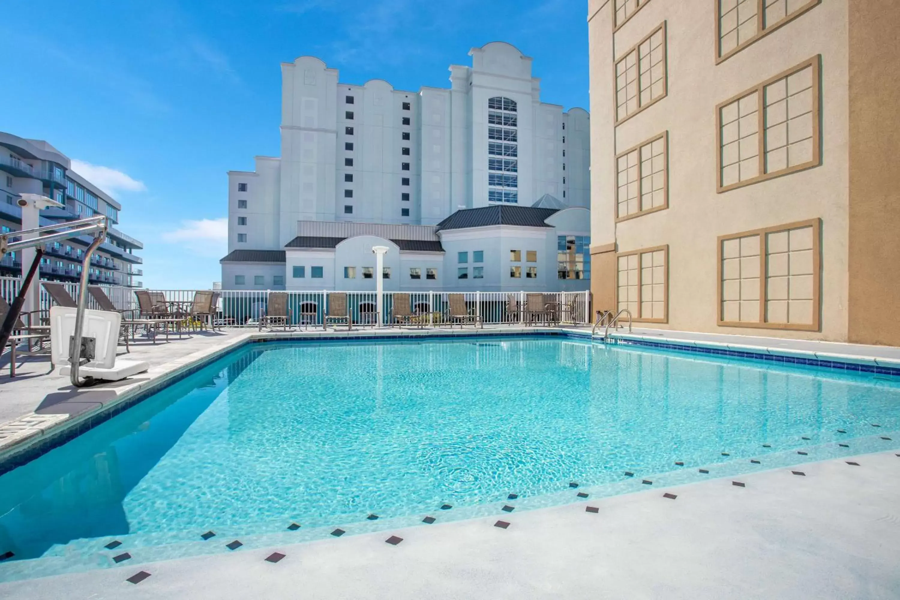 Pool view, Swimming Pool in La Quinta by Wyndham Ocean City