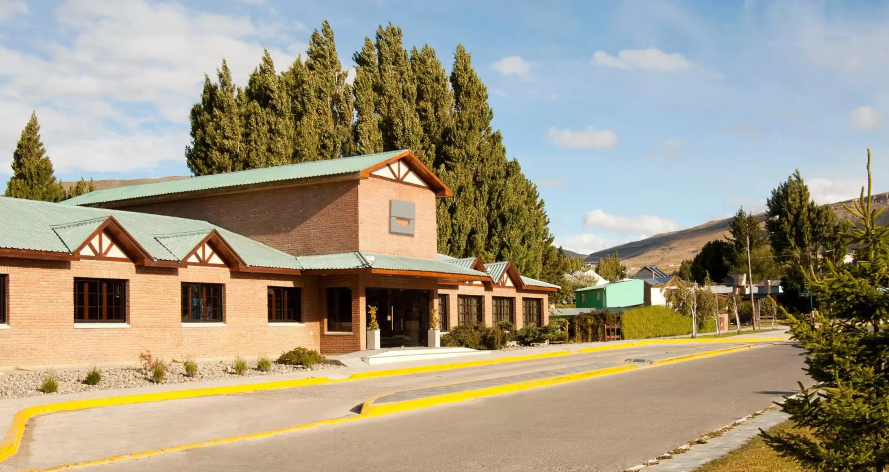 Facade/entrance, Property Building in Hotel Bahia Redonda