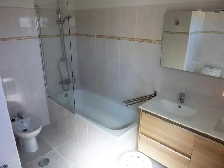 Bathroom in Quinta Laranjal da Arrabida