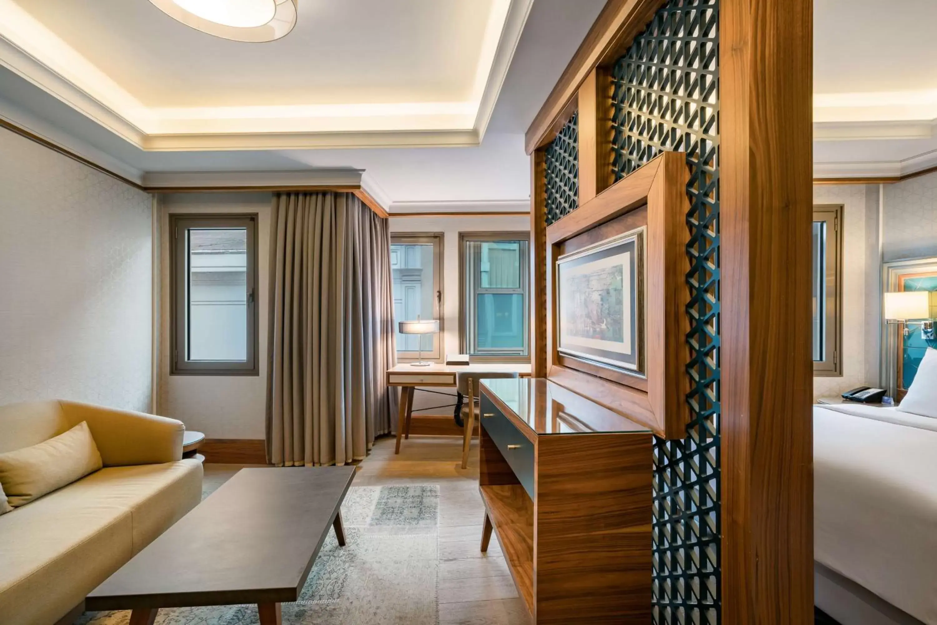 Bedroom, Seating Area in Radisson Blu Bosphorus Hotel
