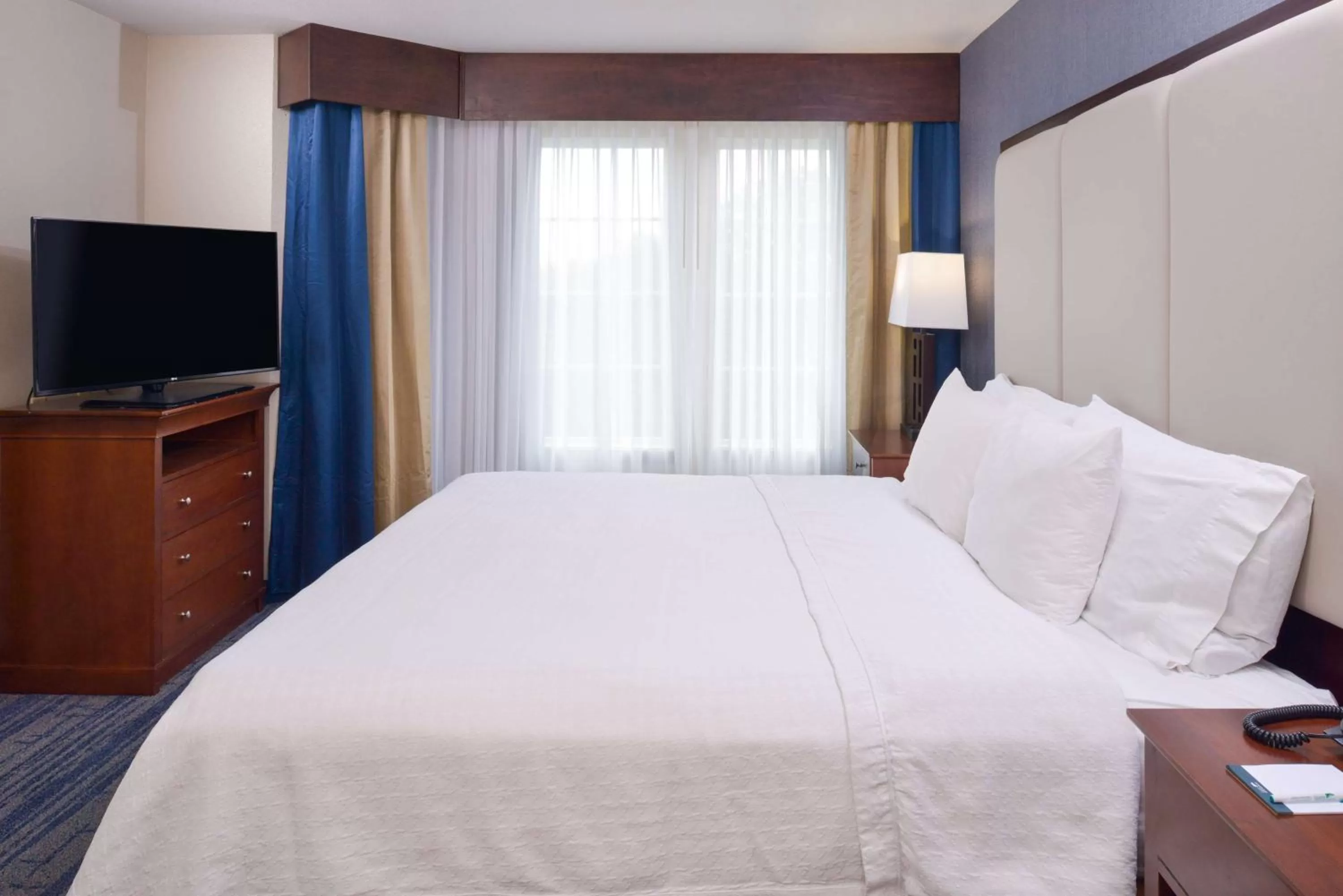 Bedroom, Bed in Homewood Suites by Hilton Dallas-Lewisville