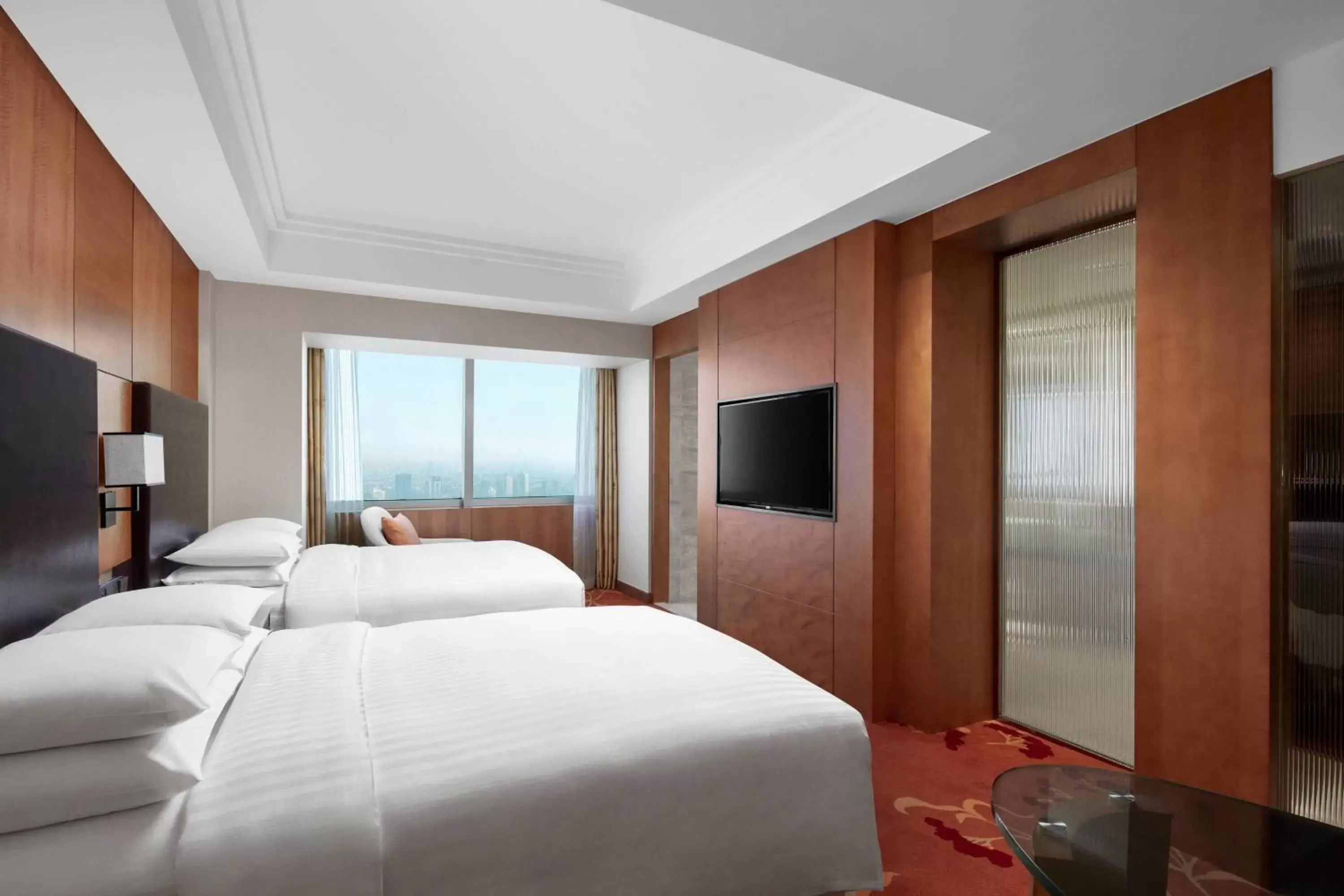 Photo of the whole room, Bed in Suzhou Marriott Hotel