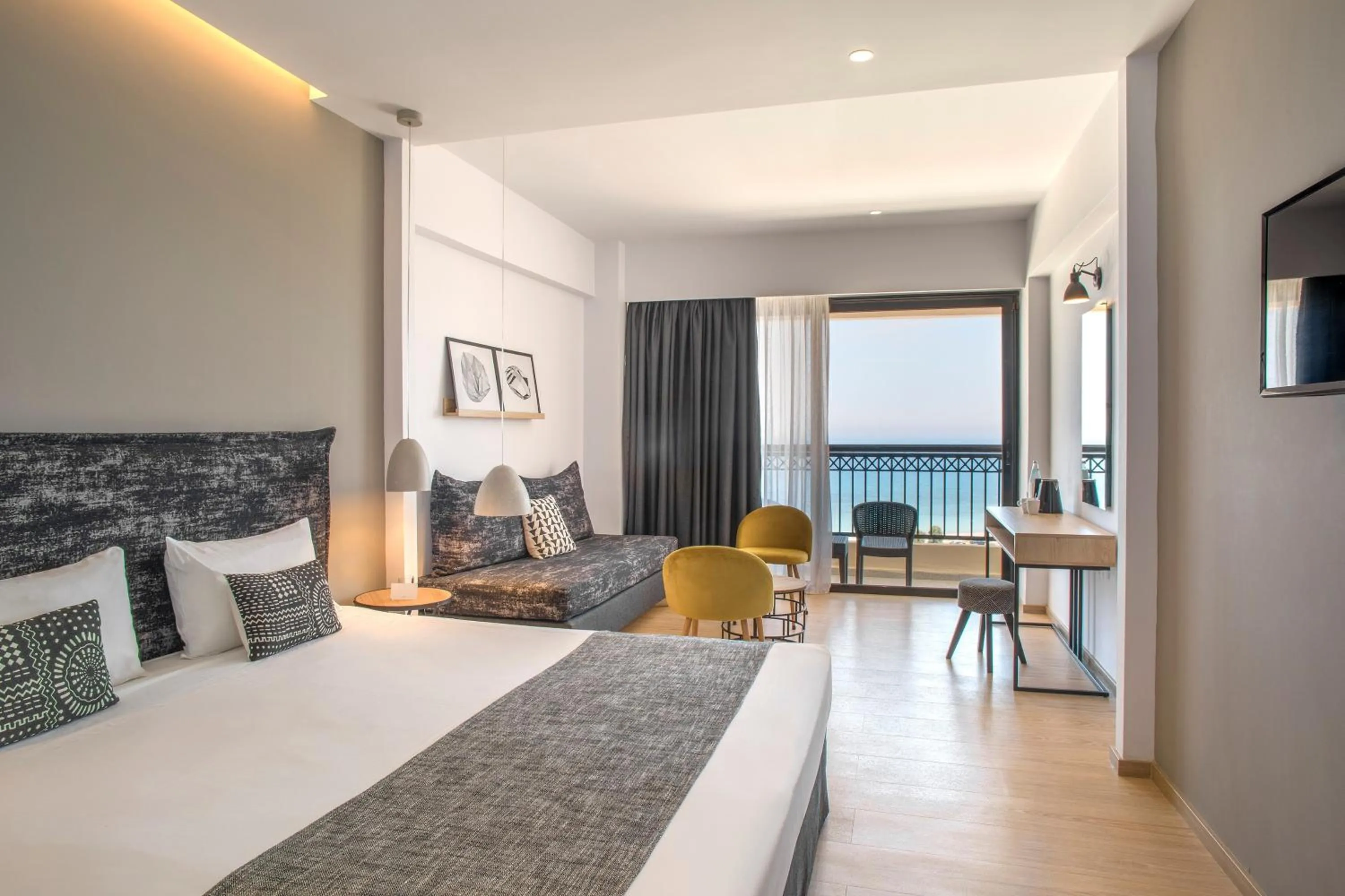 Bedroom, Bed in Sol Cosmopolitan Rhodes