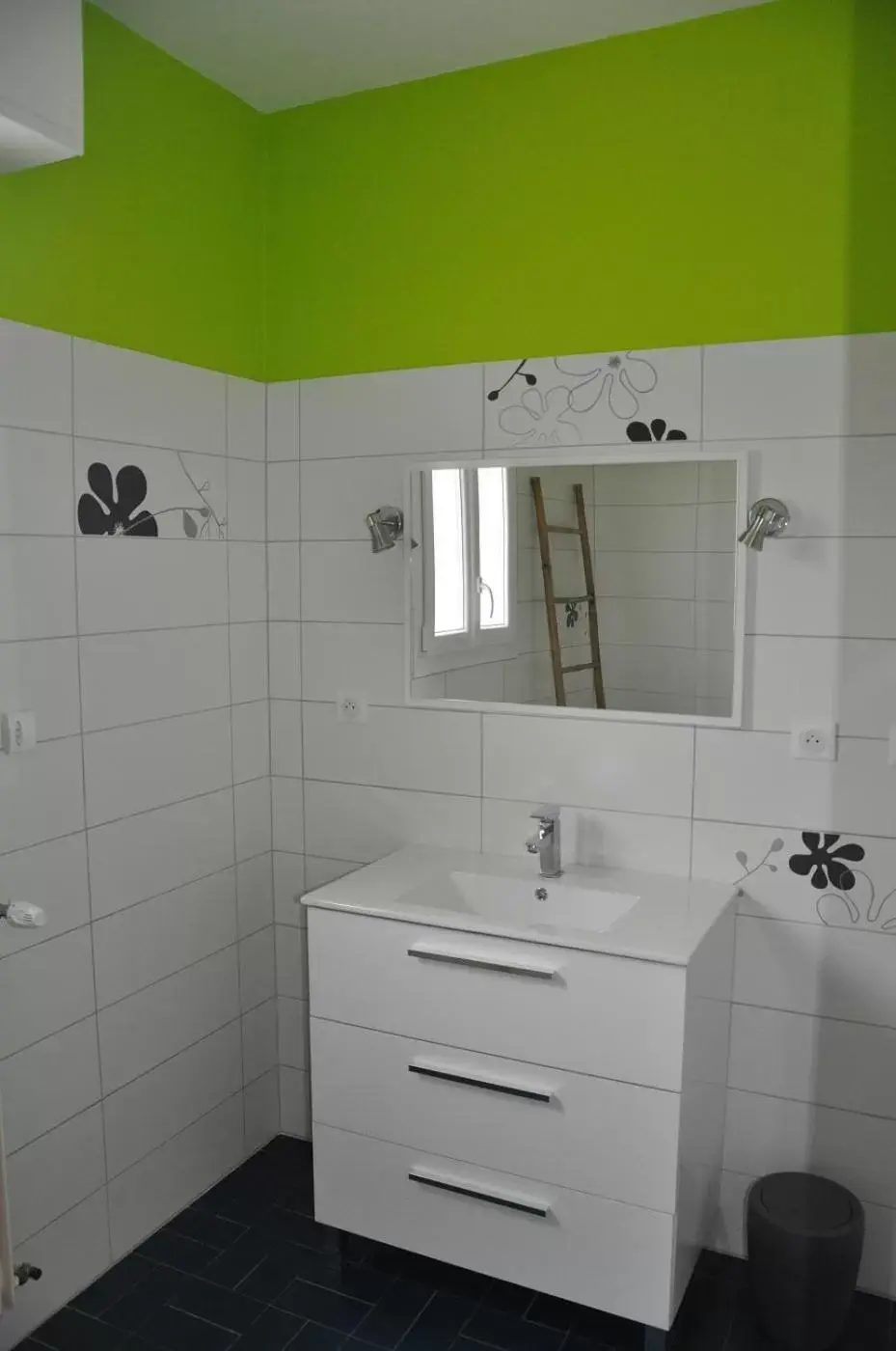 Shower, Bathroom in Chez Tib