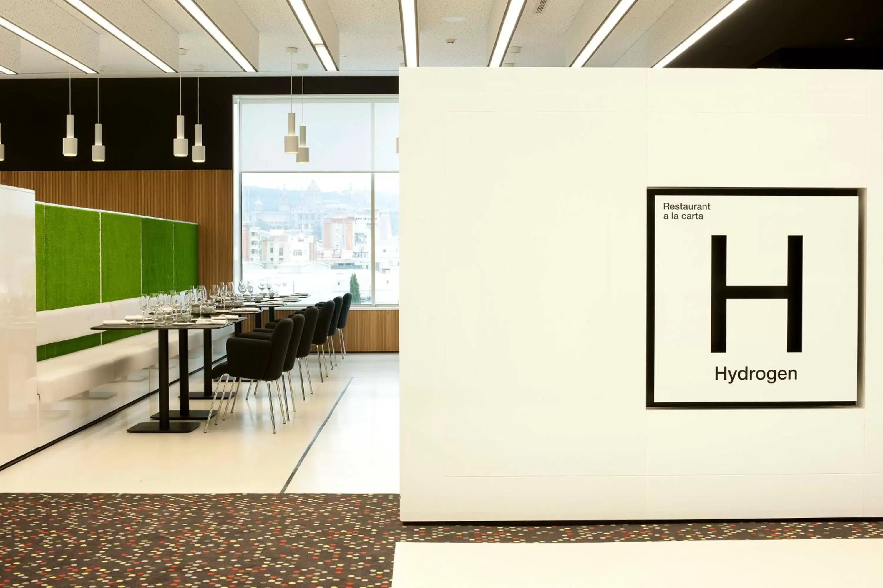 Restaurant/places to eat in Barceló Sants Restaurant/places to eat in Barceló Sants