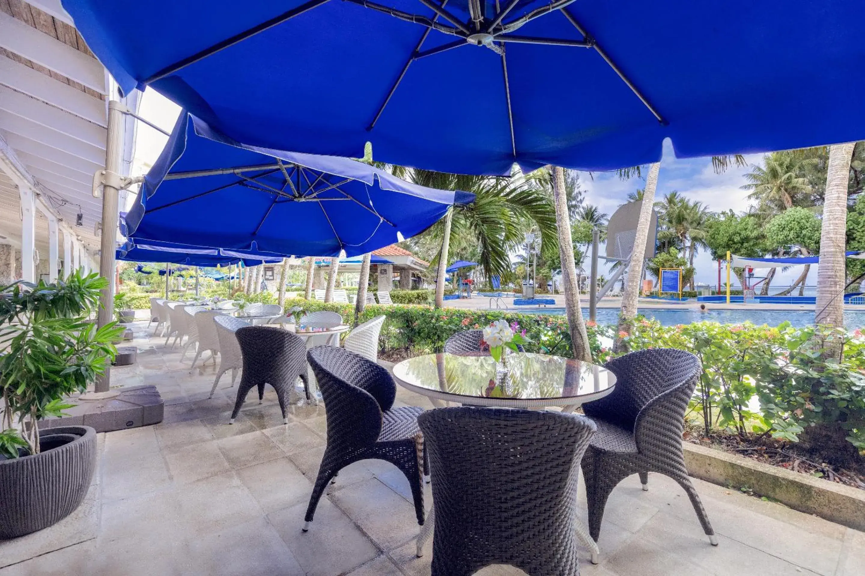 Restaurant/places to eat, Patio/Outdoor Area in Grandvrio Resort Saipan