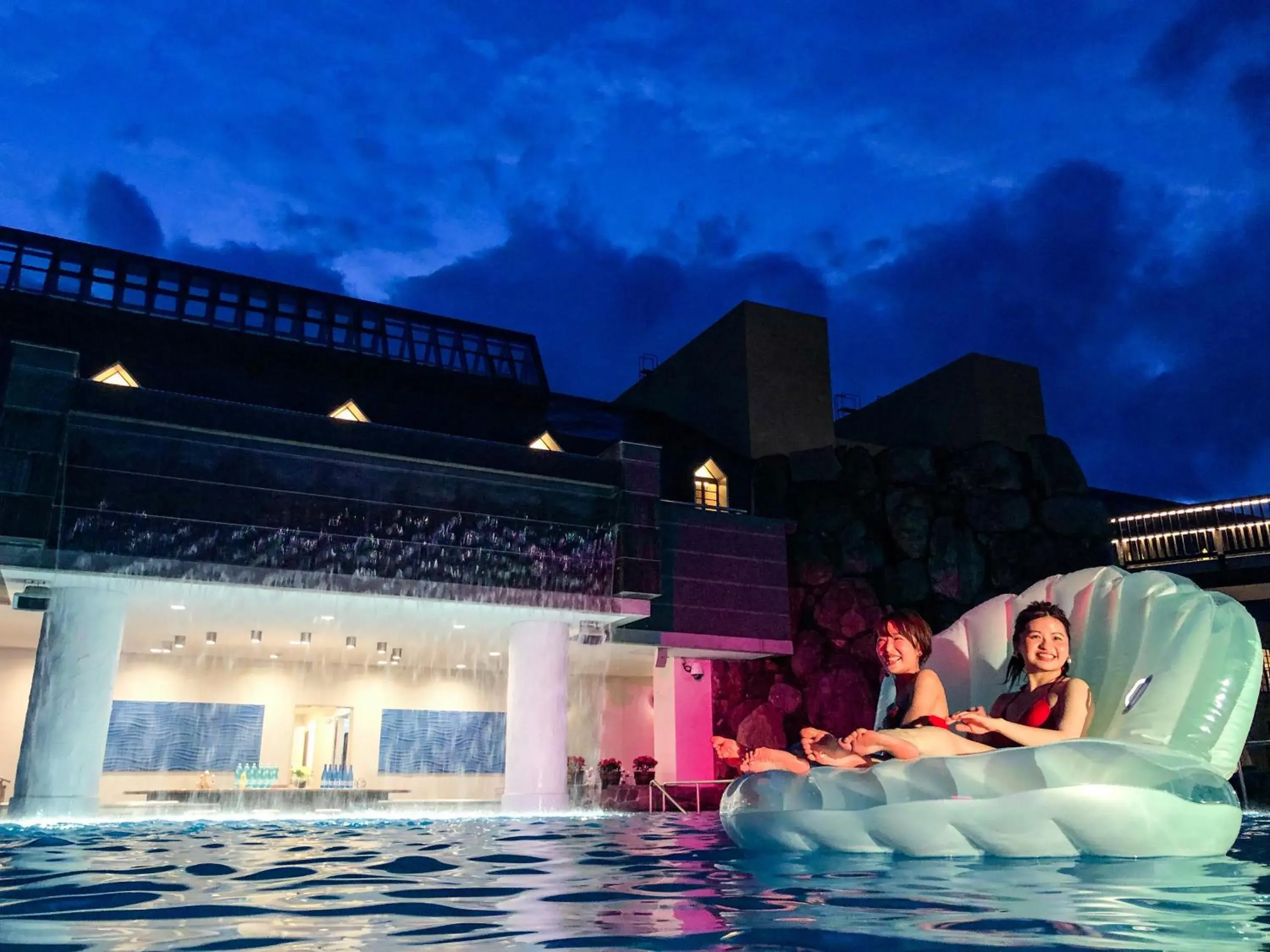 Night in Lotte Arai Resort