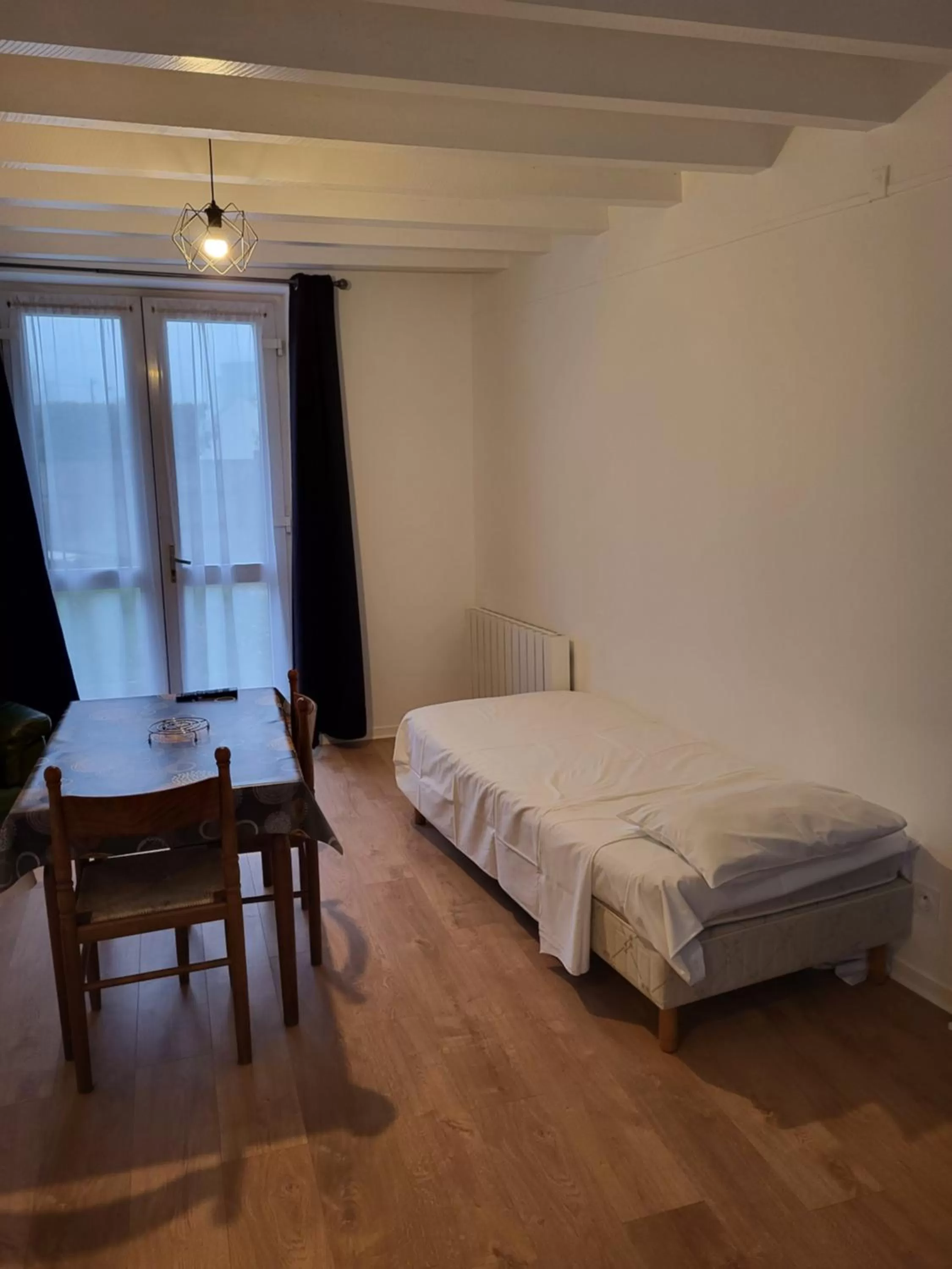 Bed in Hôtel Le Verger