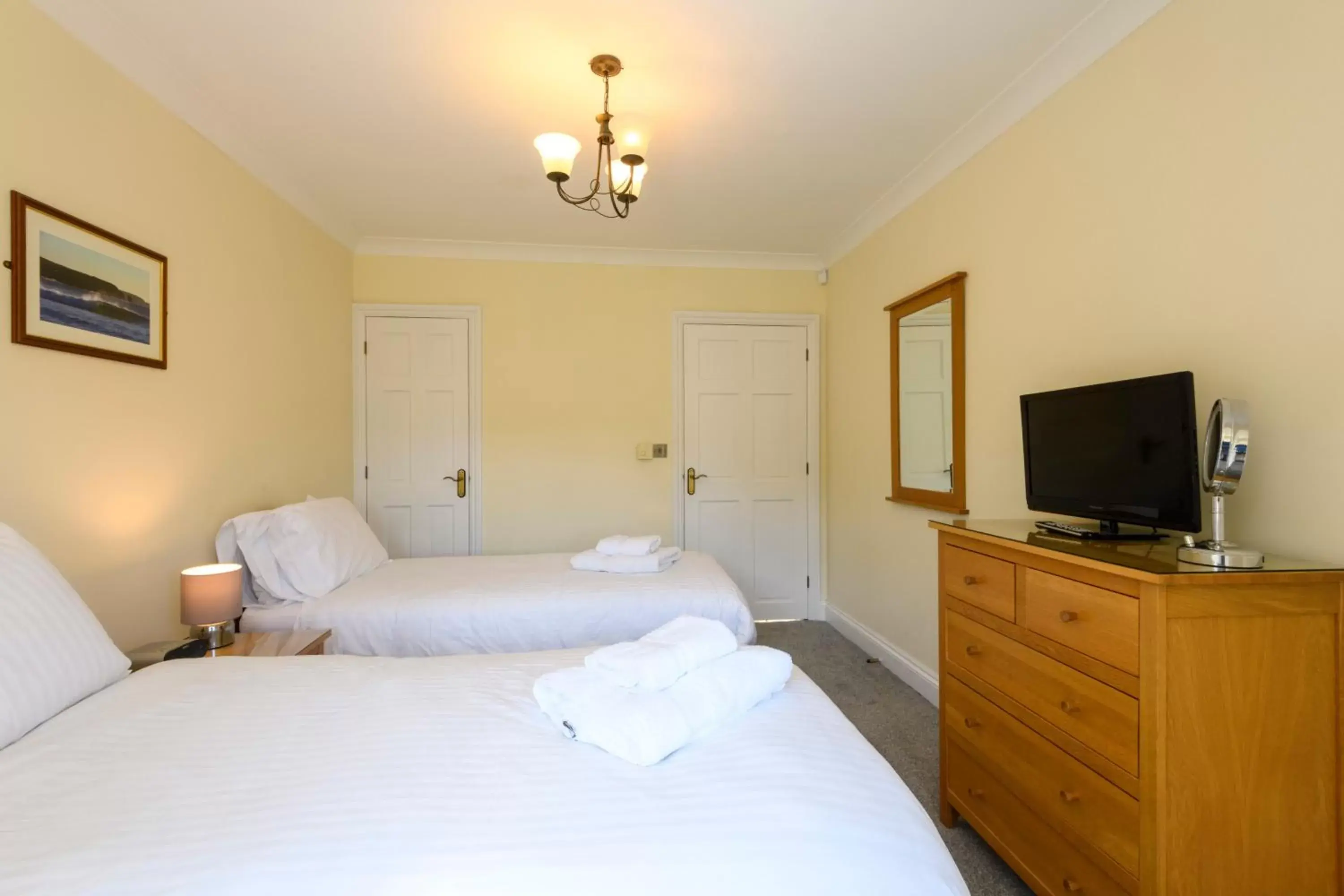 Bed in Porth Veor Manor Villas & Apartments