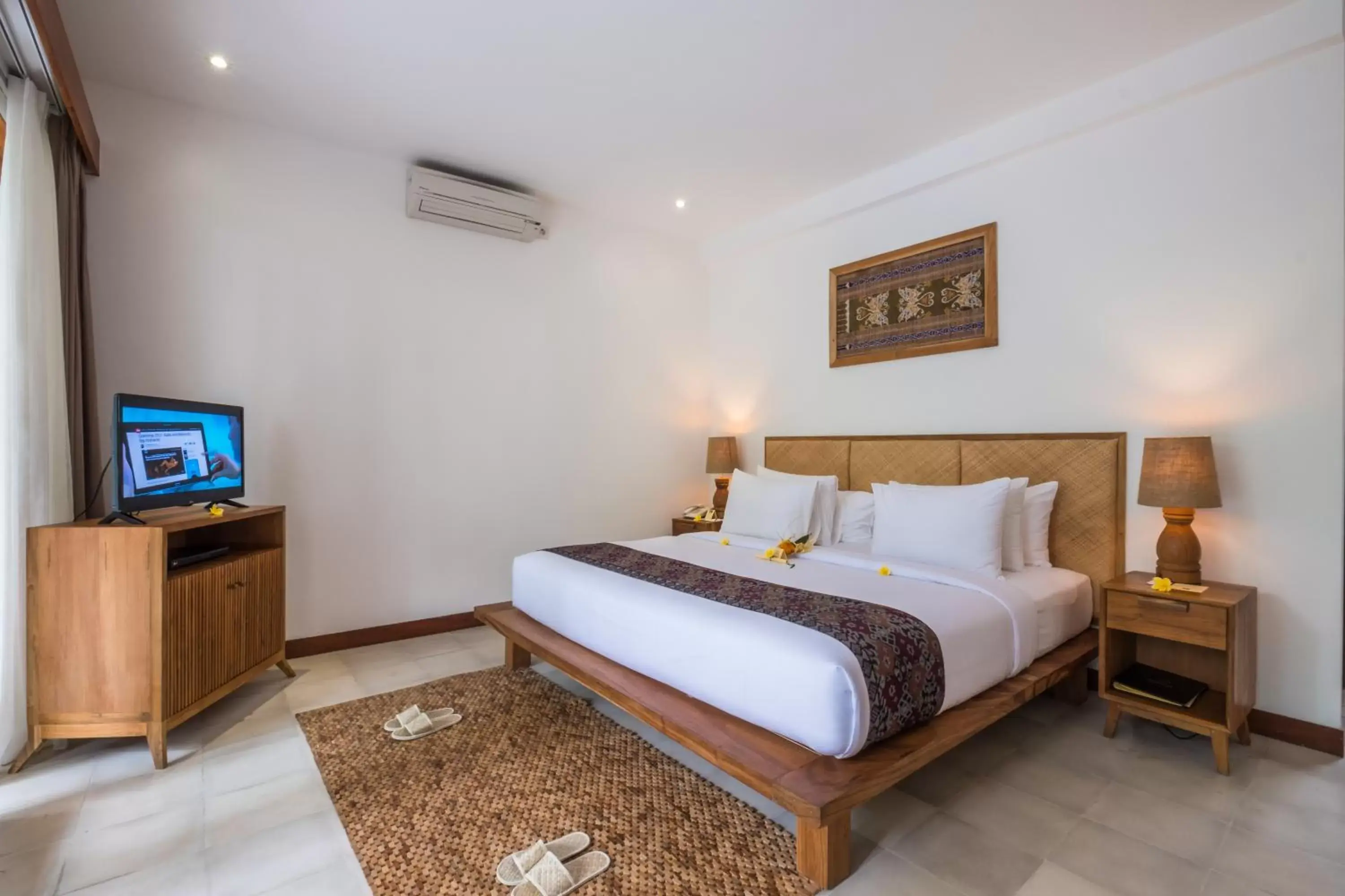 Property building, Bed in Purana Boutique Resort
