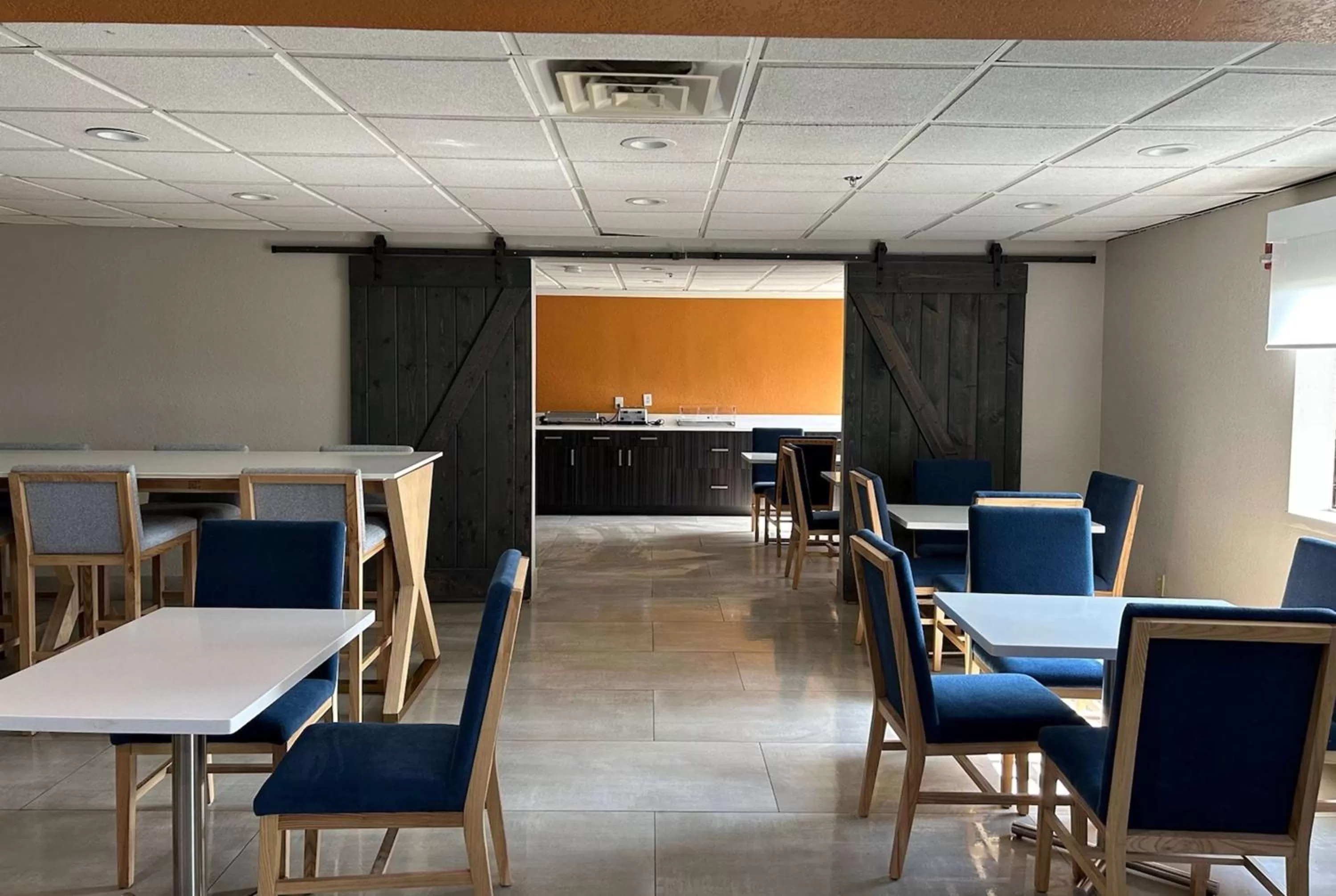 Breakfast in La Quinta by Wyndham Orlando South