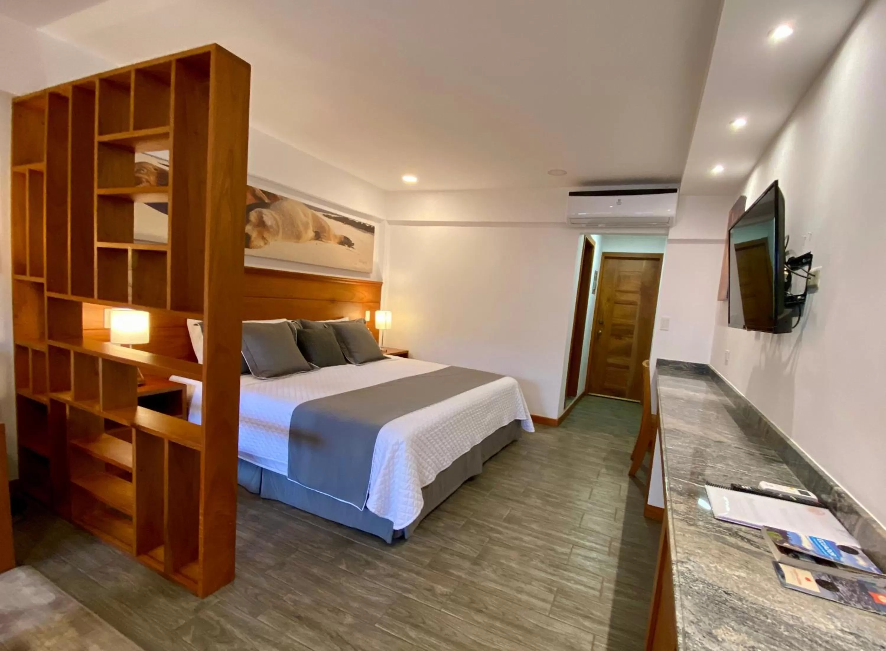 Bed in Torre Mar Galapagos Boutique Suites