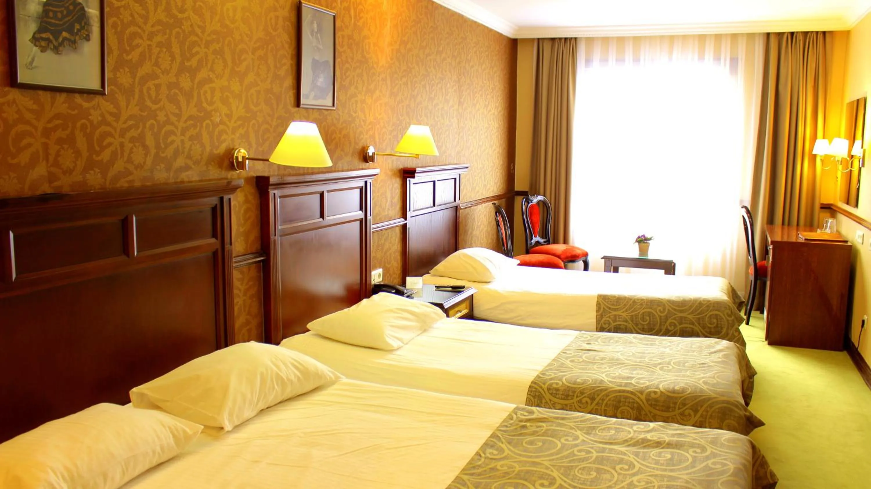 Day, Bed in Topkapi Inter Istanbul Hotel