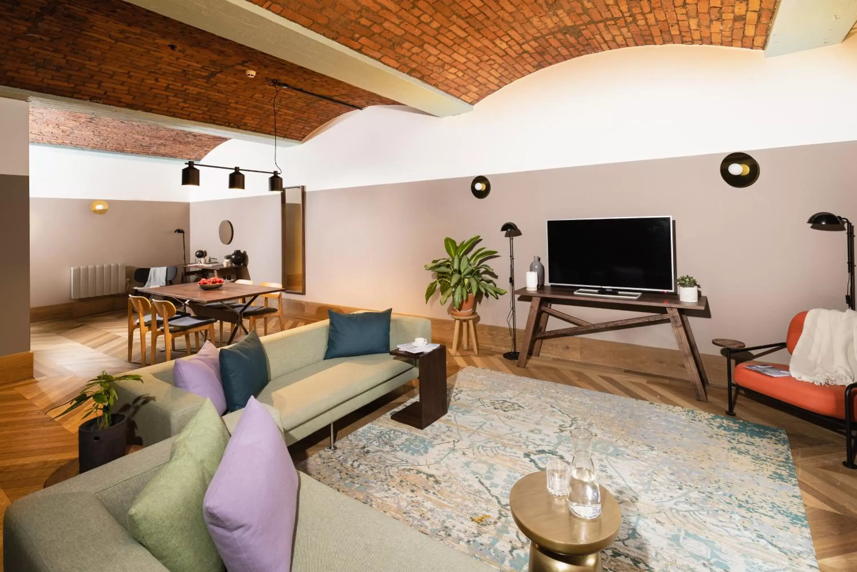 Two Bedroom Premium Suite in Native Manchester Two Bedroom Premium Suite in Native Manchester