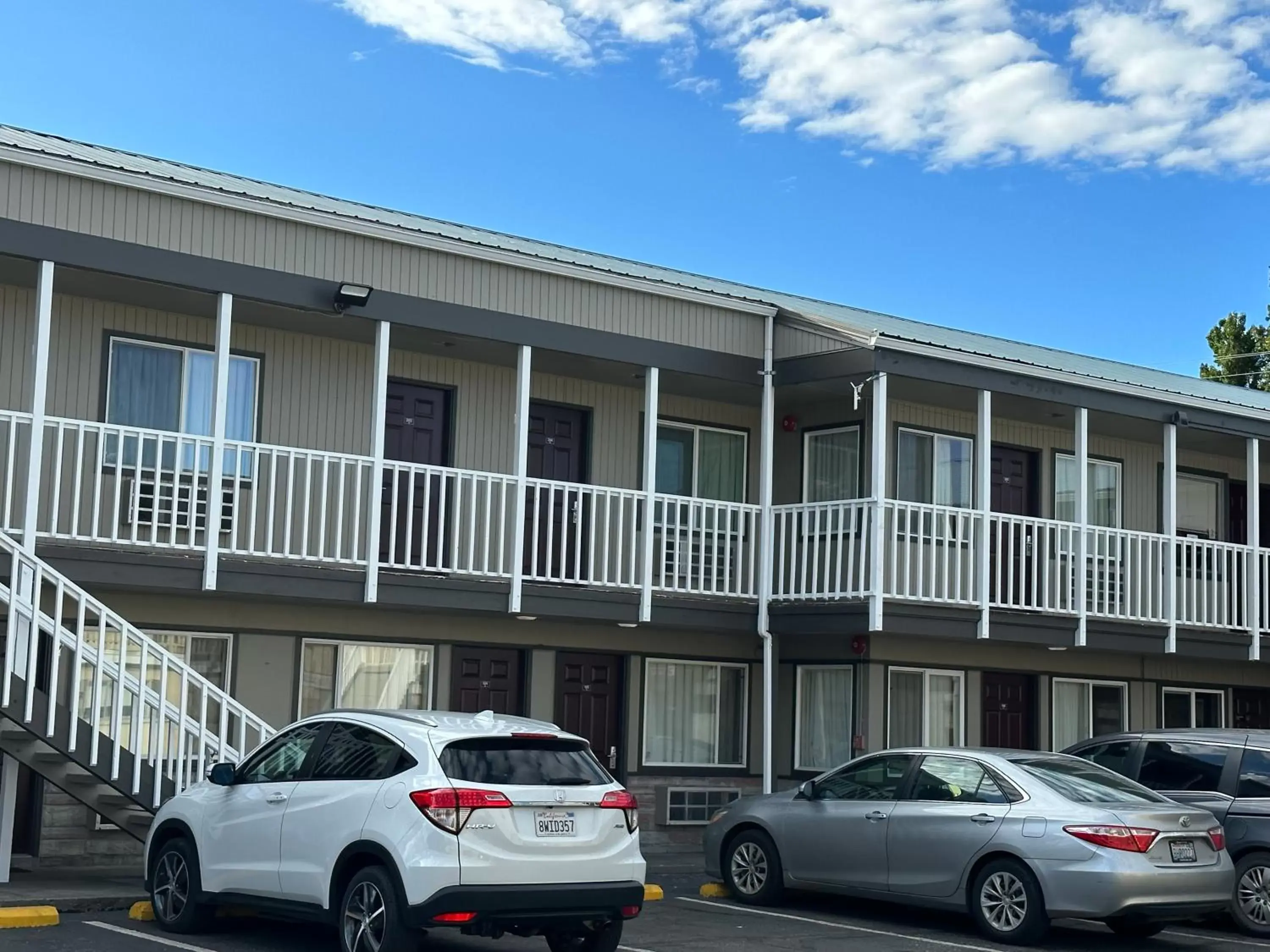 Property Building in Royal Victorian Motel