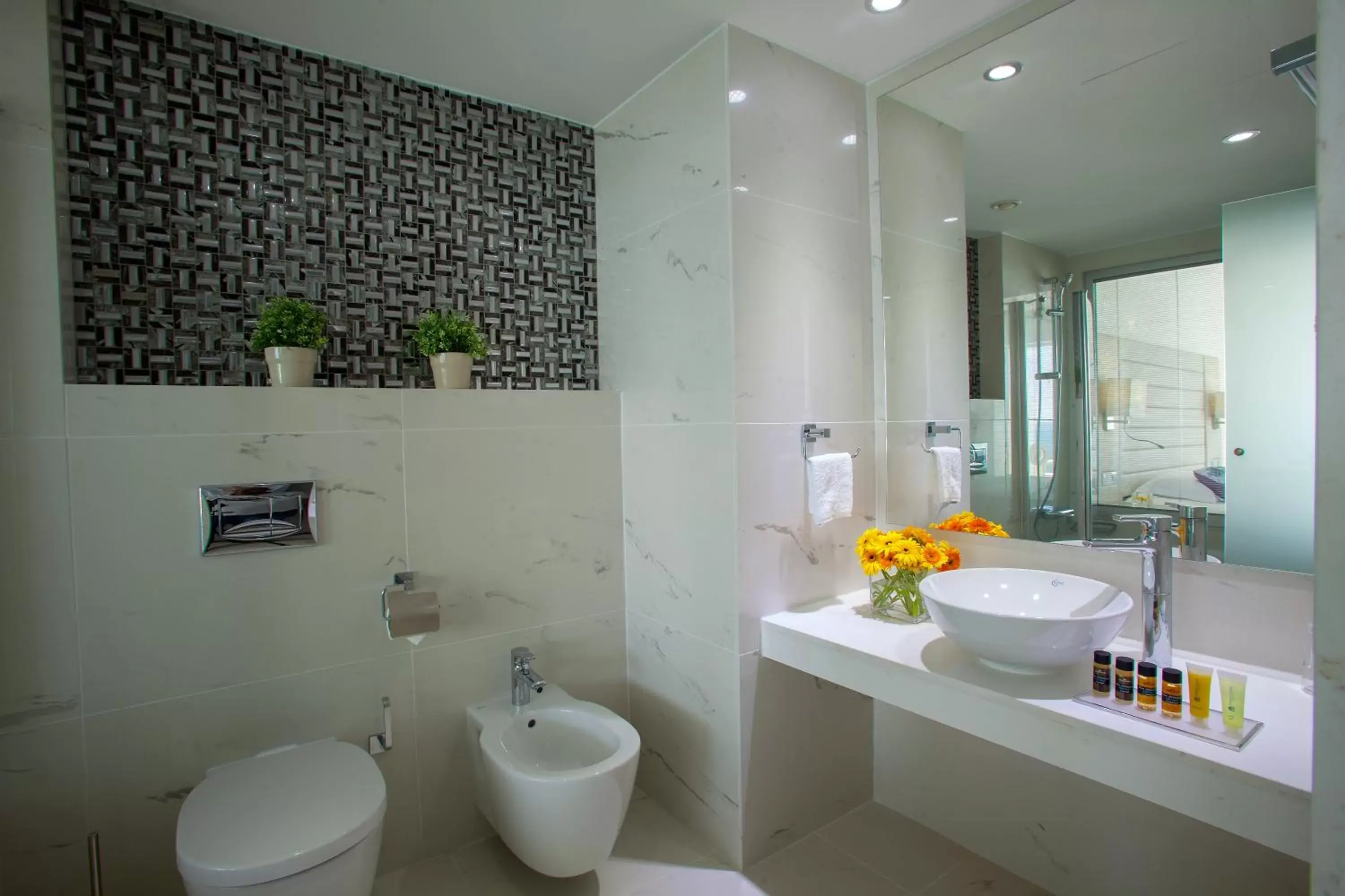 Shower, Bathroom in King Evelthon Beach Hotel & Resort