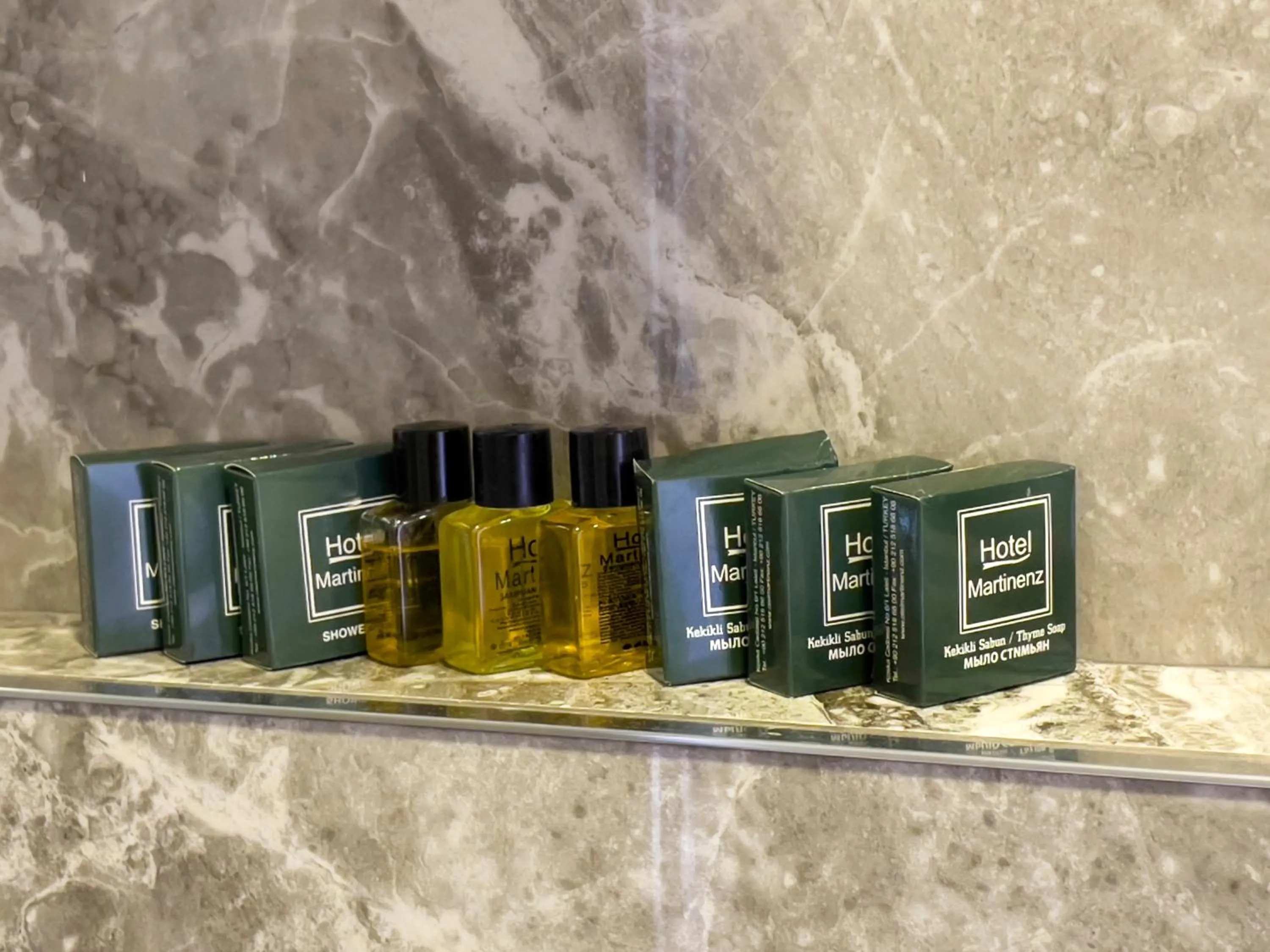 Bathroom in Martinenz Hotel