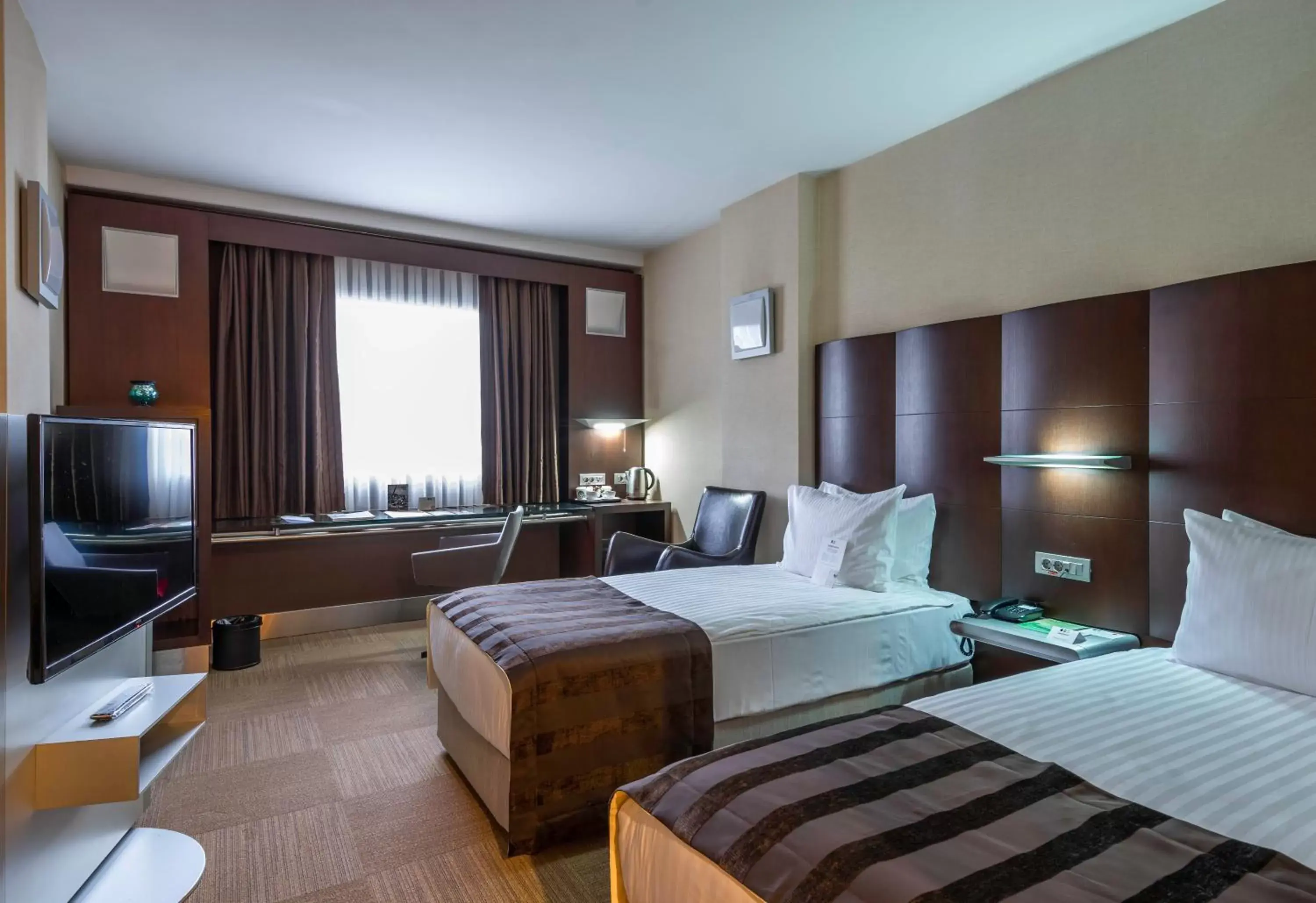 Bedroom, Bed in Point Hotel Taksim