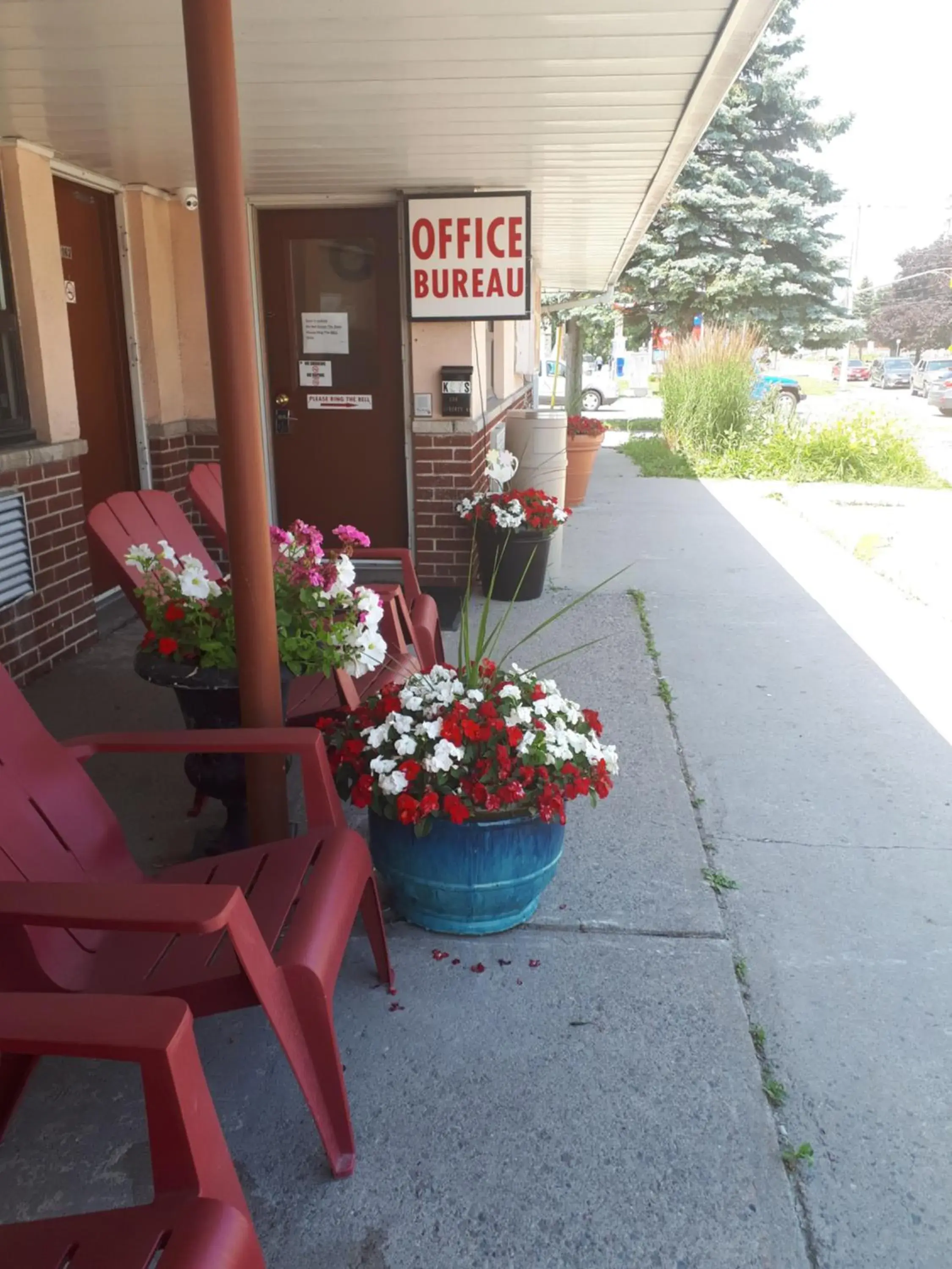 Facade/entrance in Liberty Inn