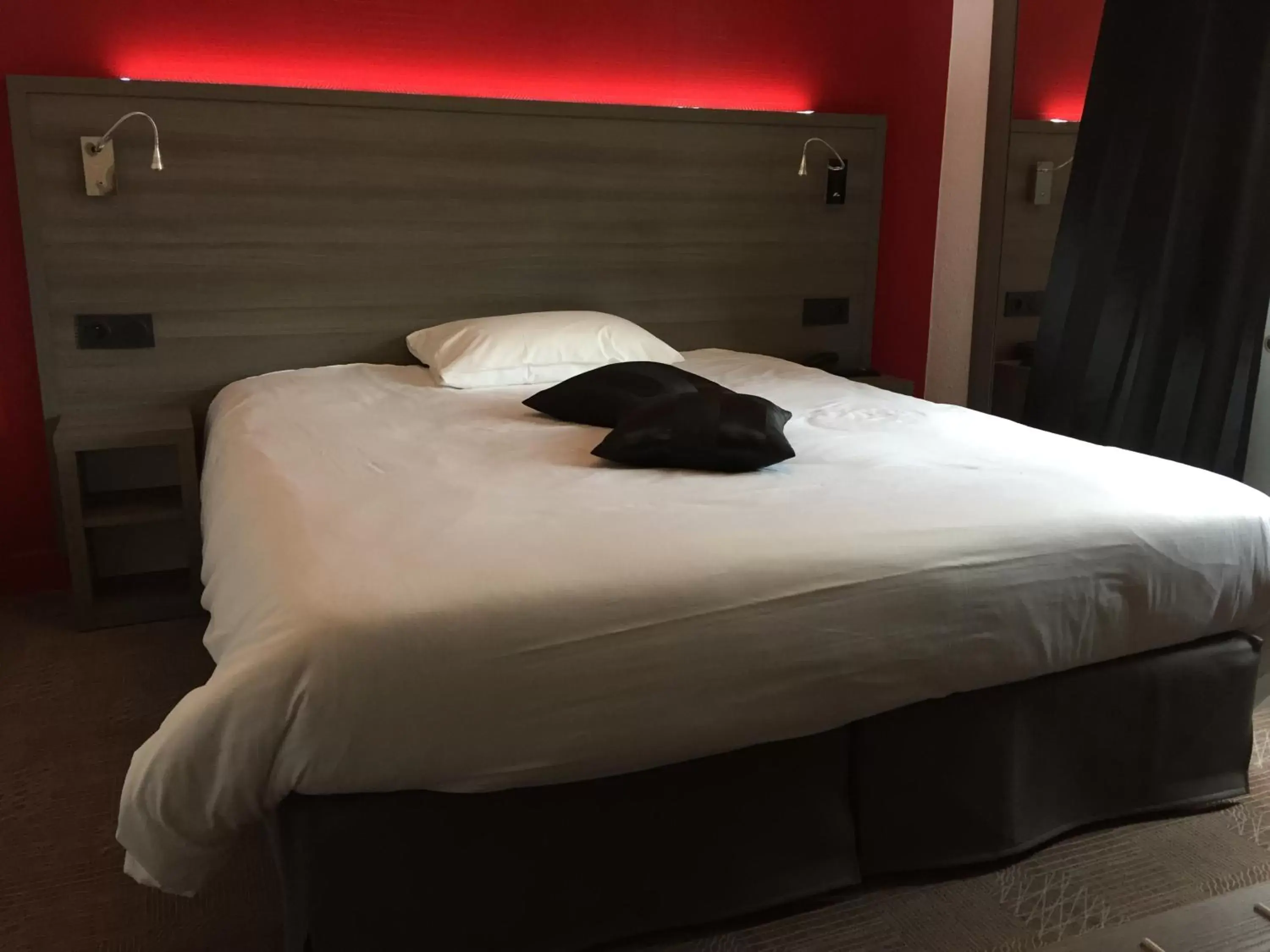 Bed in Le Beverl'inn