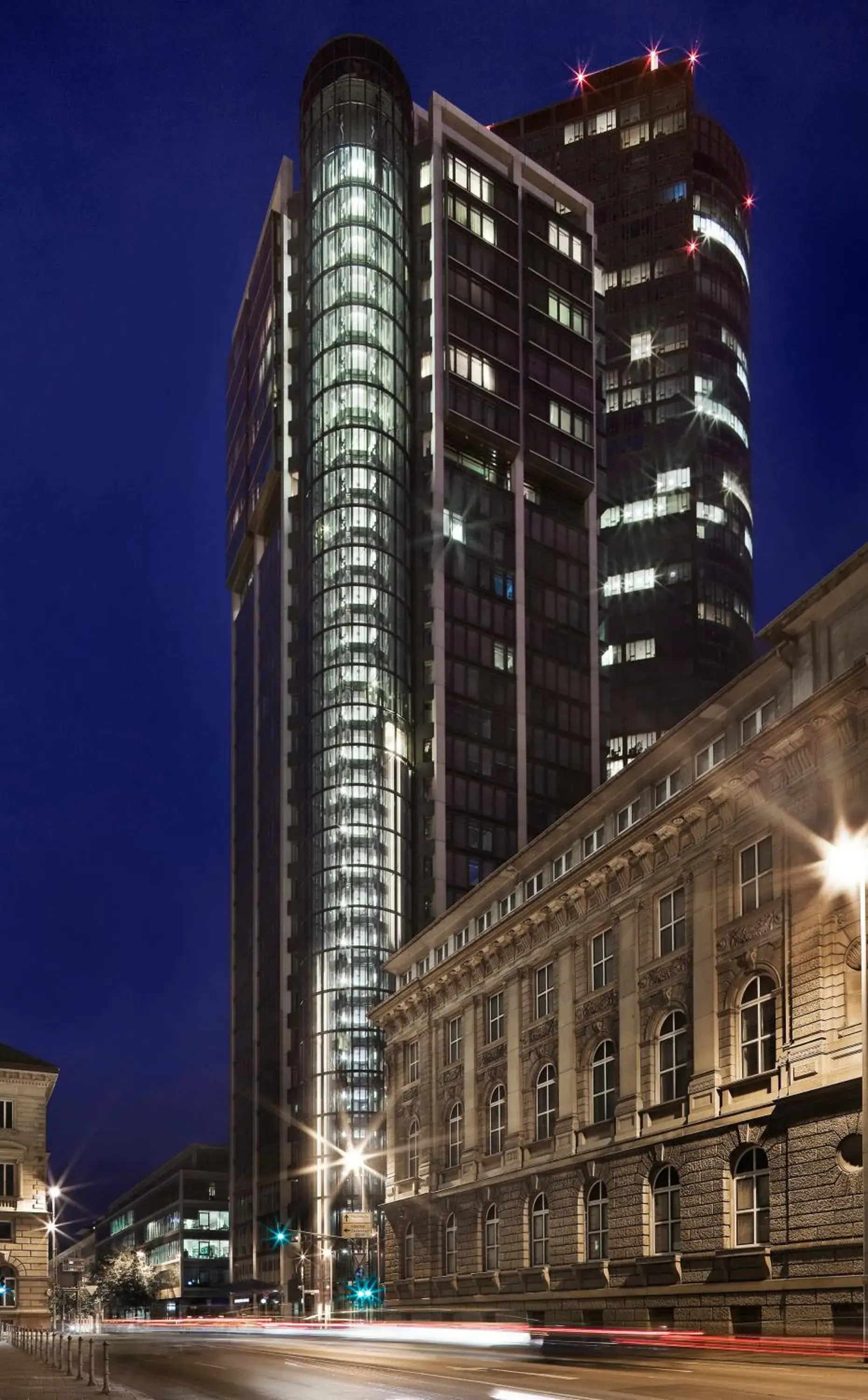 Property building in INNSiDE by Meliá Frankfurt Eurotheum Property building in INNSiDE by Meliá Frankfurt Eurotheum