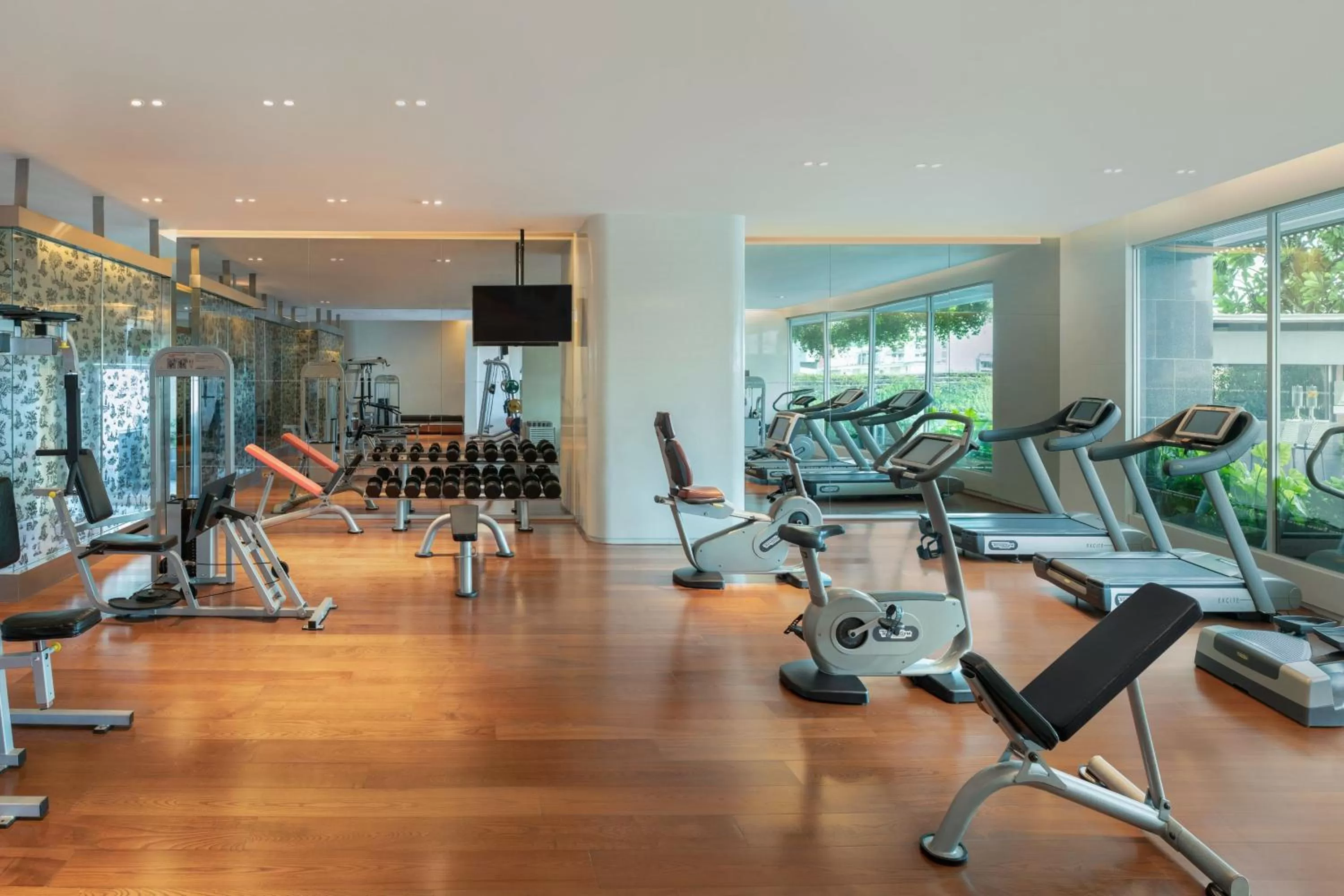 Fitness centre/facilities in Le Meridien Bangkok