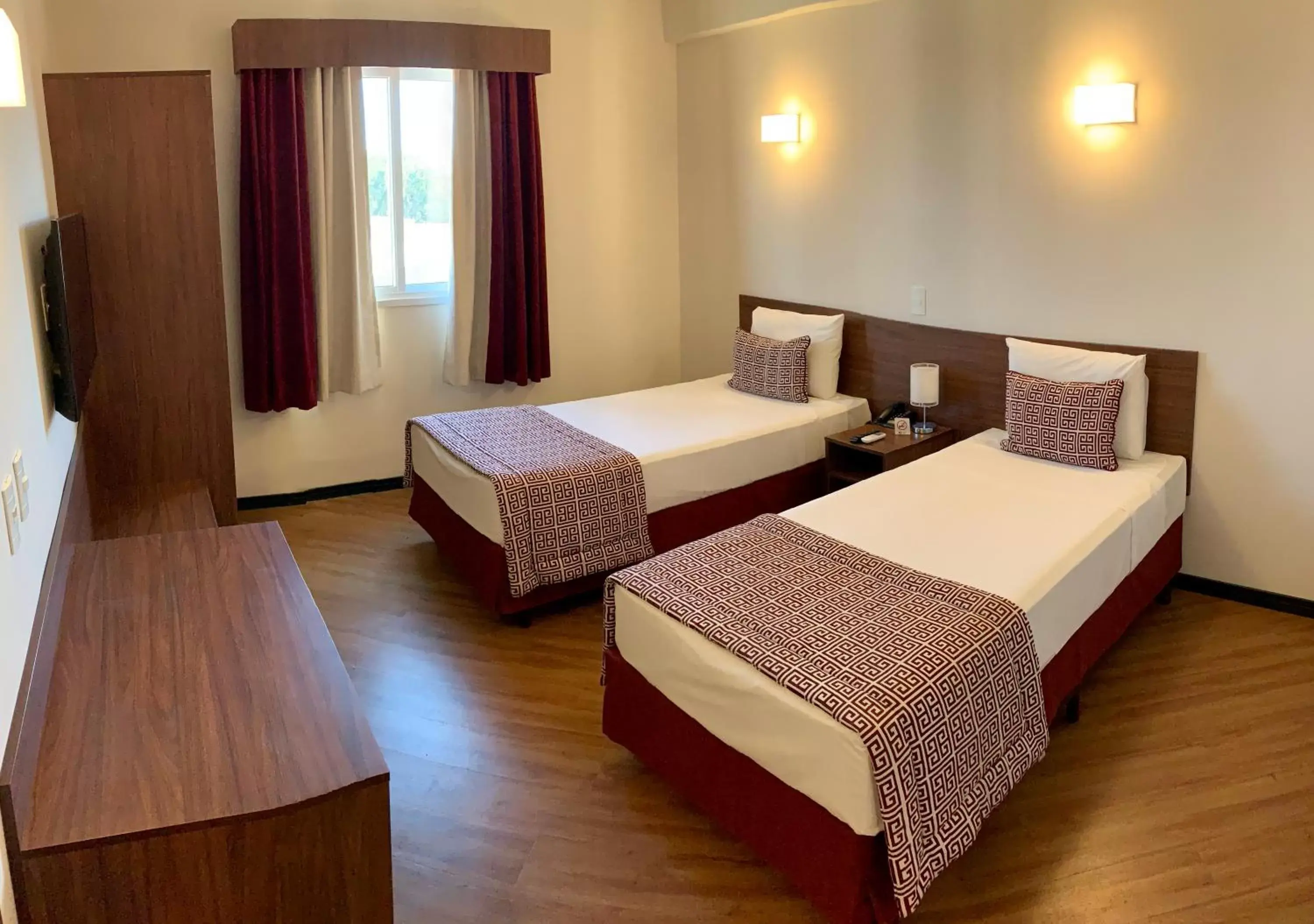 Bed in Lummina Mogi Bed in Lummina Mogi