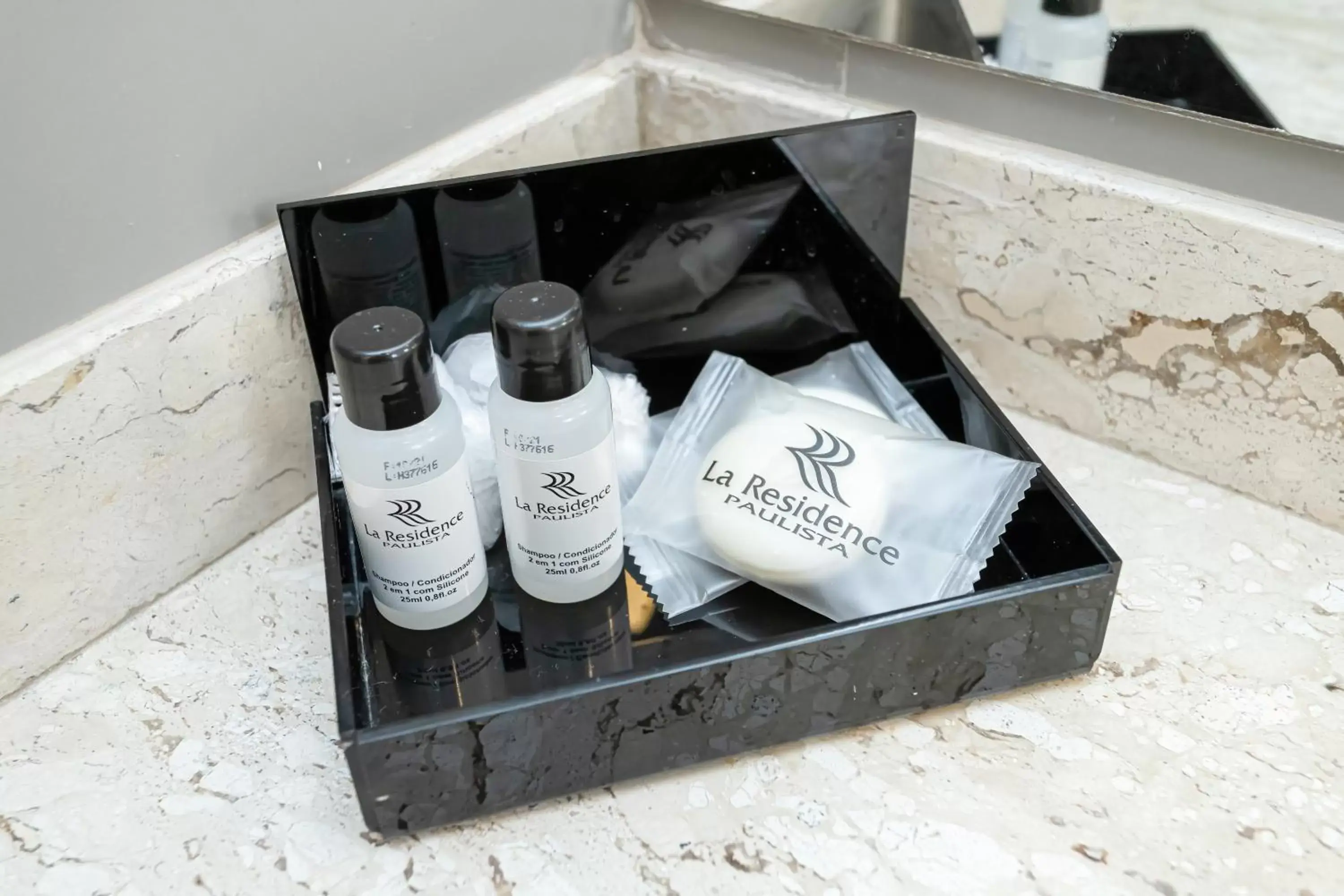 Bathroom in H4 La Residence Paulista Bathroom in H4 La Residence Paulista