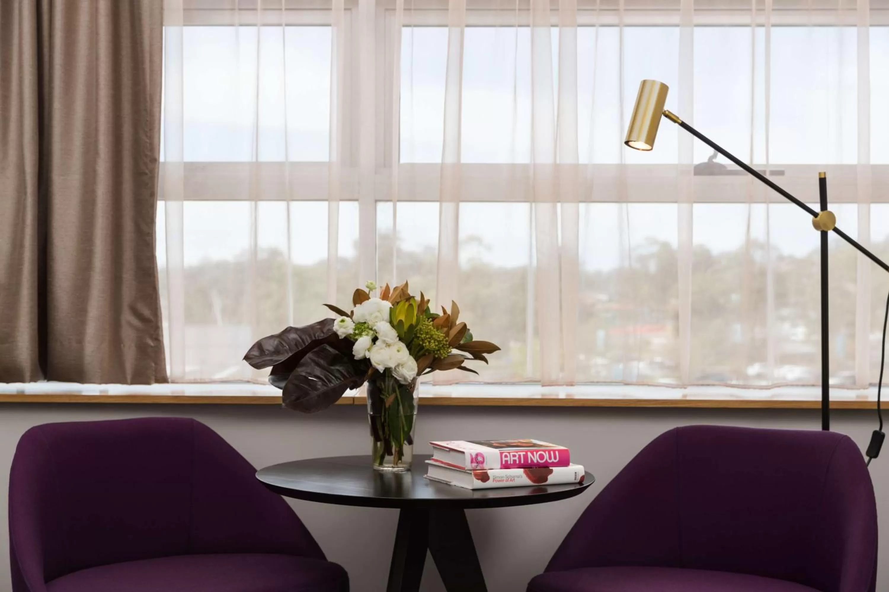 Photo of the whole room in Rydges Campbelltown