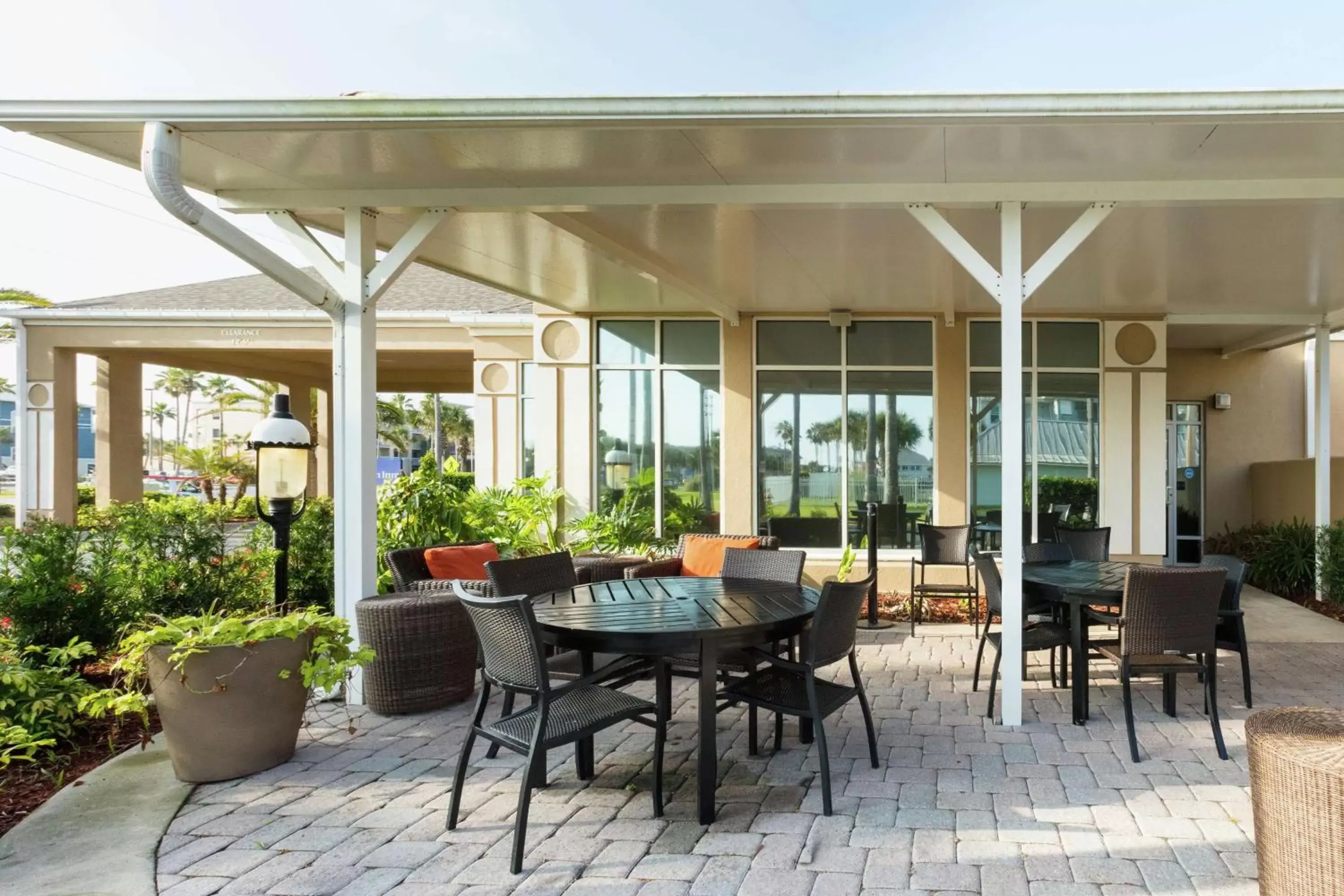 Patio, Restaurant/Places to Eat in Hilton Garden Inn Saint Augustine Beach