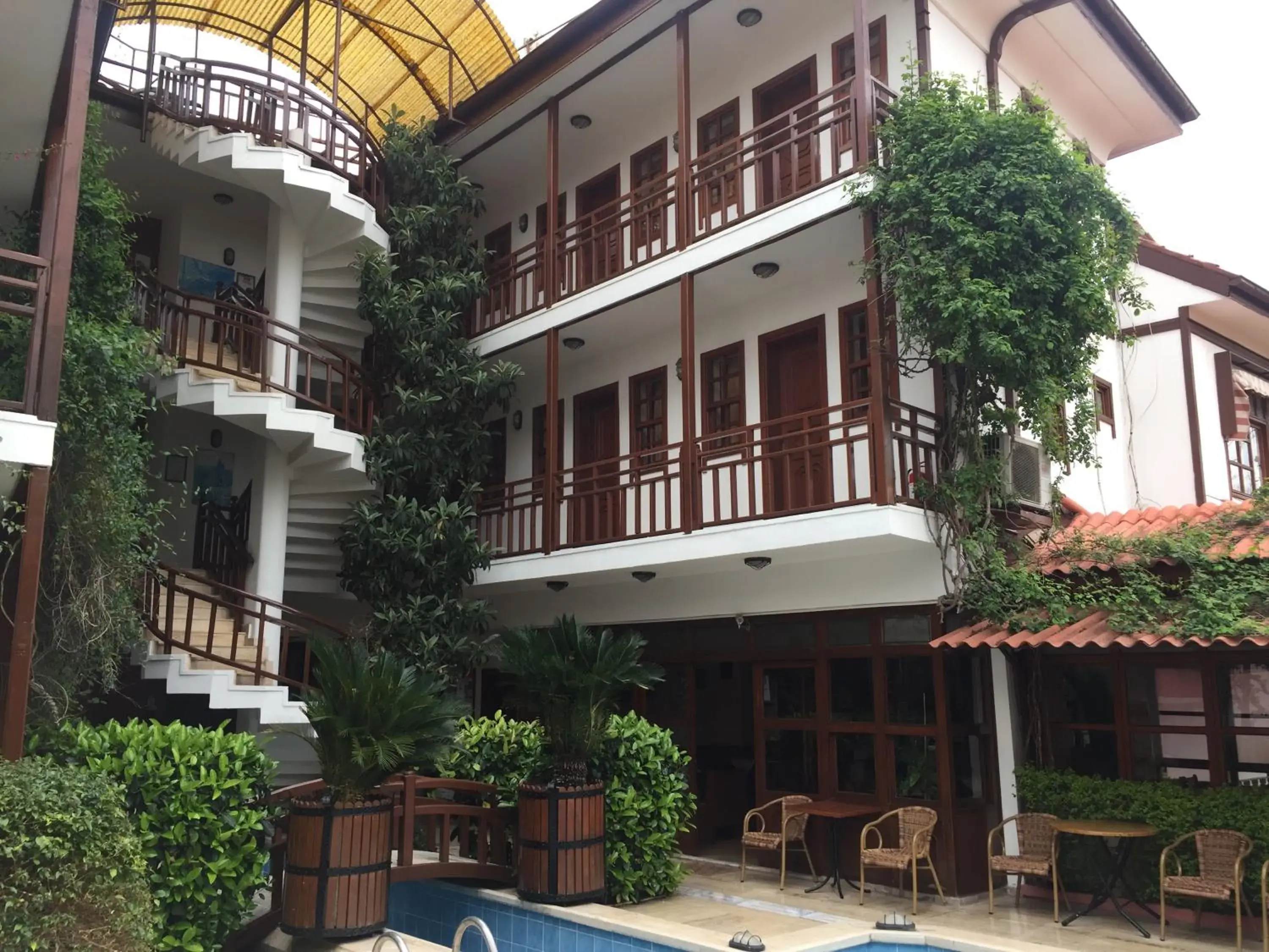 Garden view, Property Building in Hotel Karyatit Kaleici