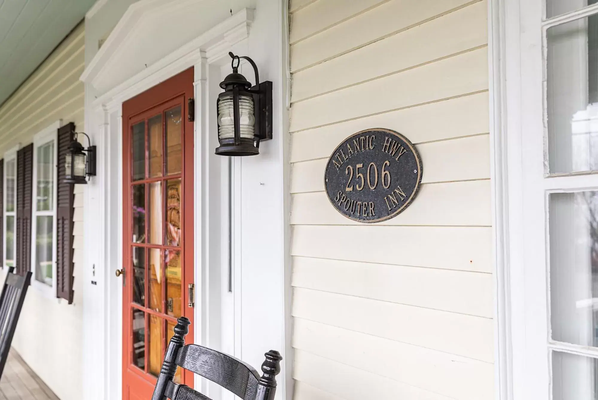 Decorative detail in Spouter Inn Bed & Breakfast