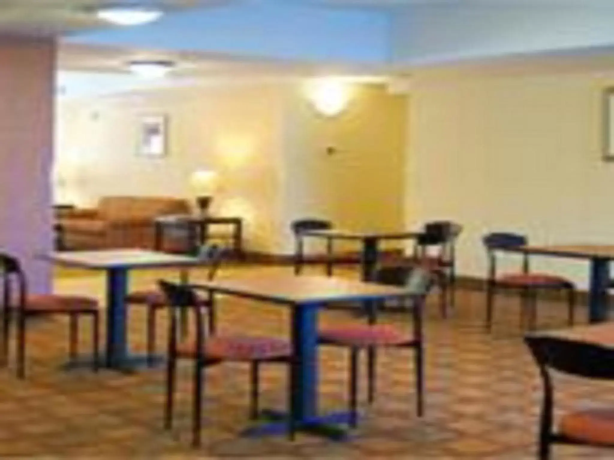 Dining area in Days Inn by Wyndham Semmes Mobile