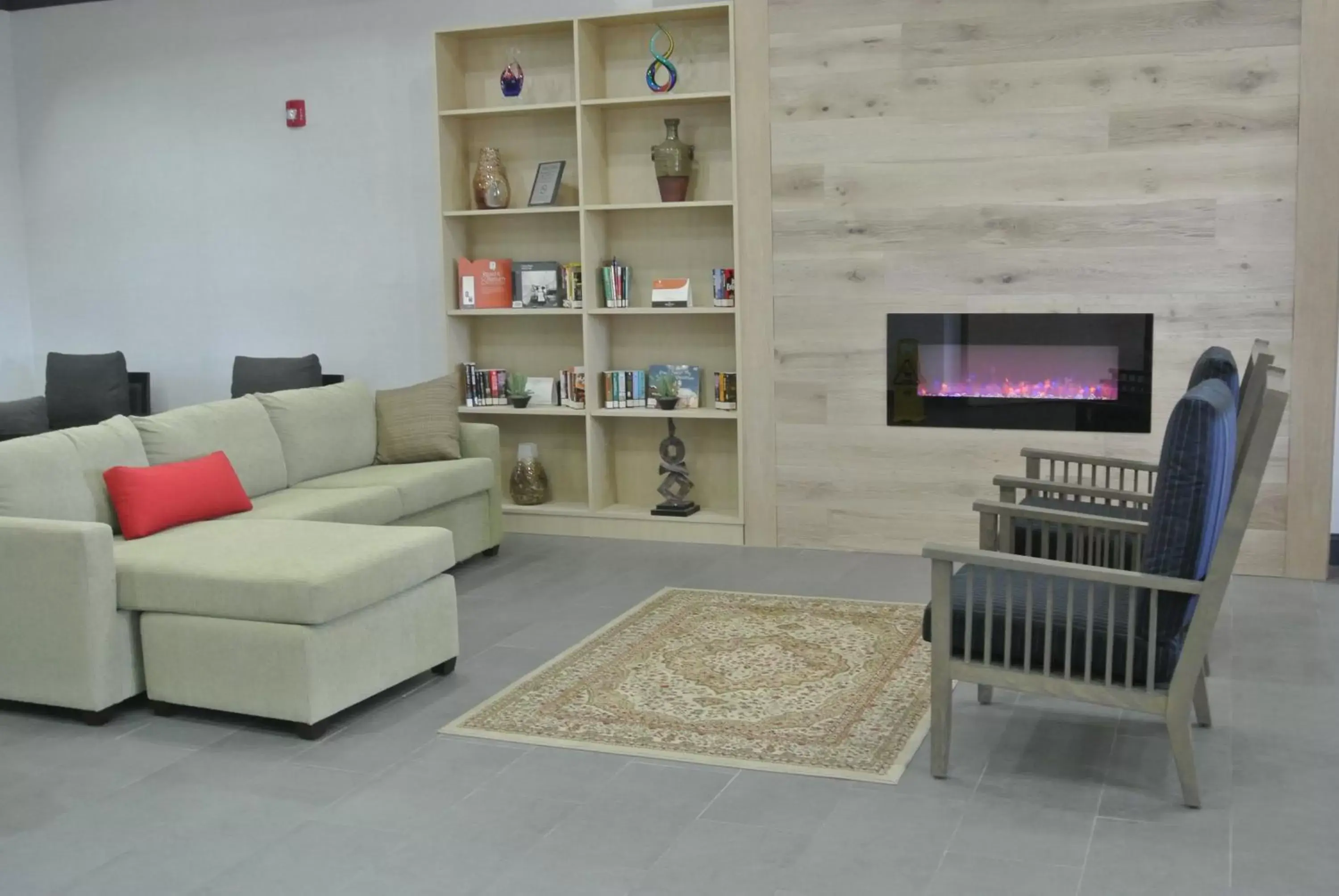 Lobby or reception, Seating Area in Country Inn & Suites by Radisson, Savannah Airport, GA