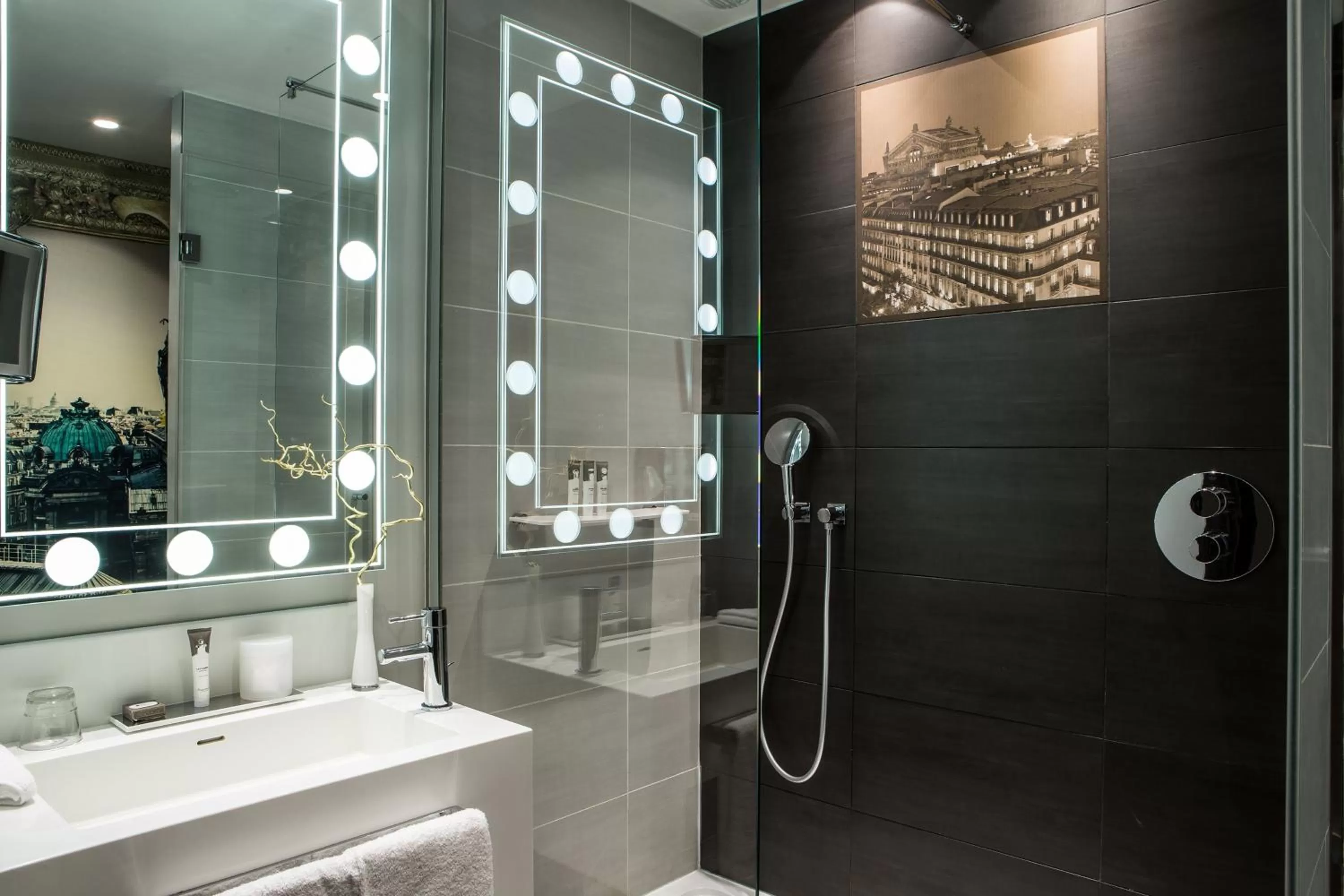 Bathroom in Hotel Indigo Paris - Opera by IHG