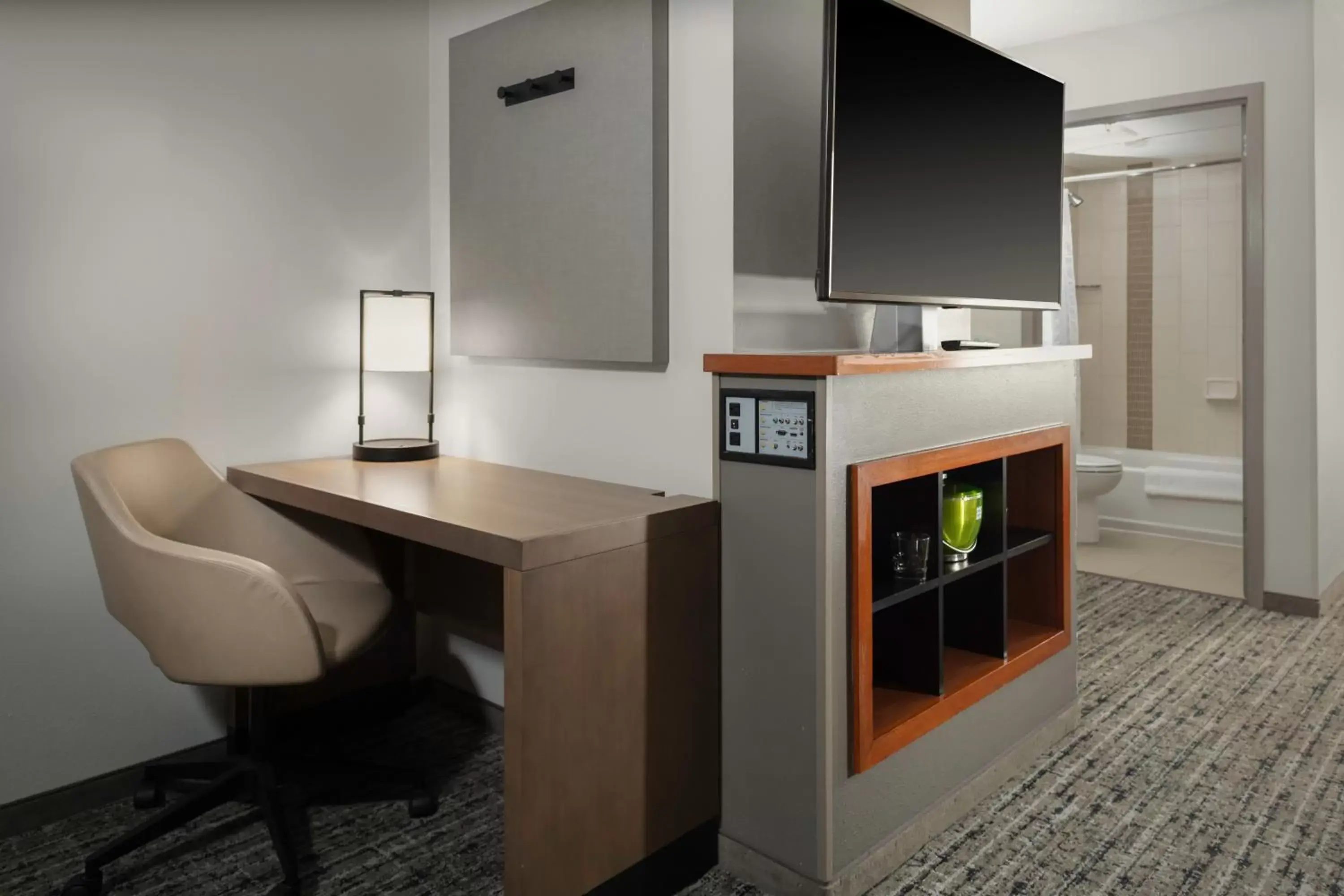 TV and multimedia, TV/Entertainment Center in Hyatt Place-Dallas/Arlington