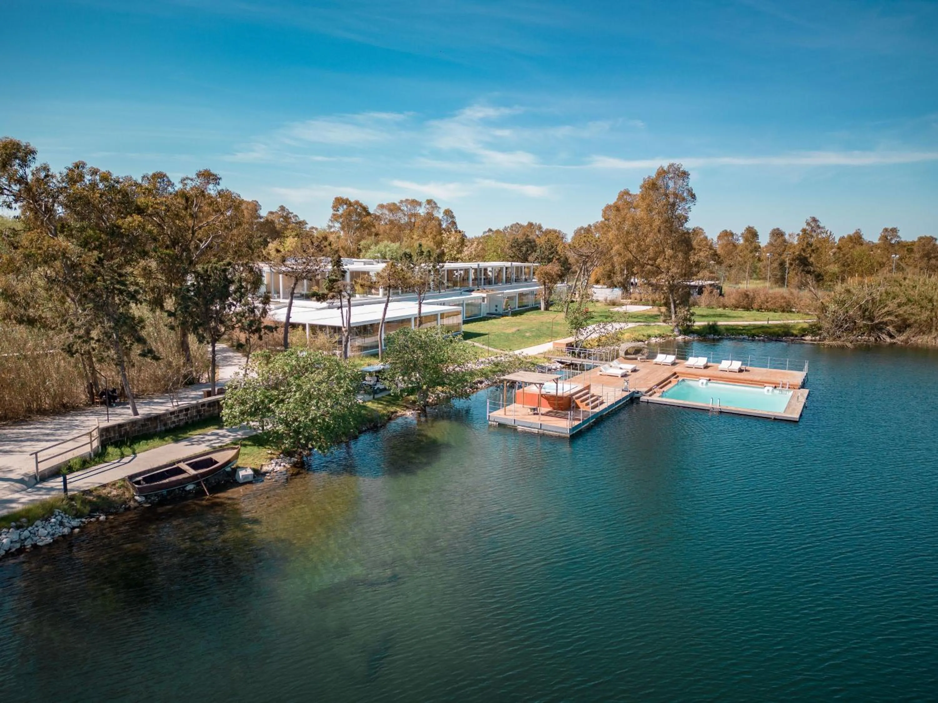 Lake view in Plana Resort & SPA