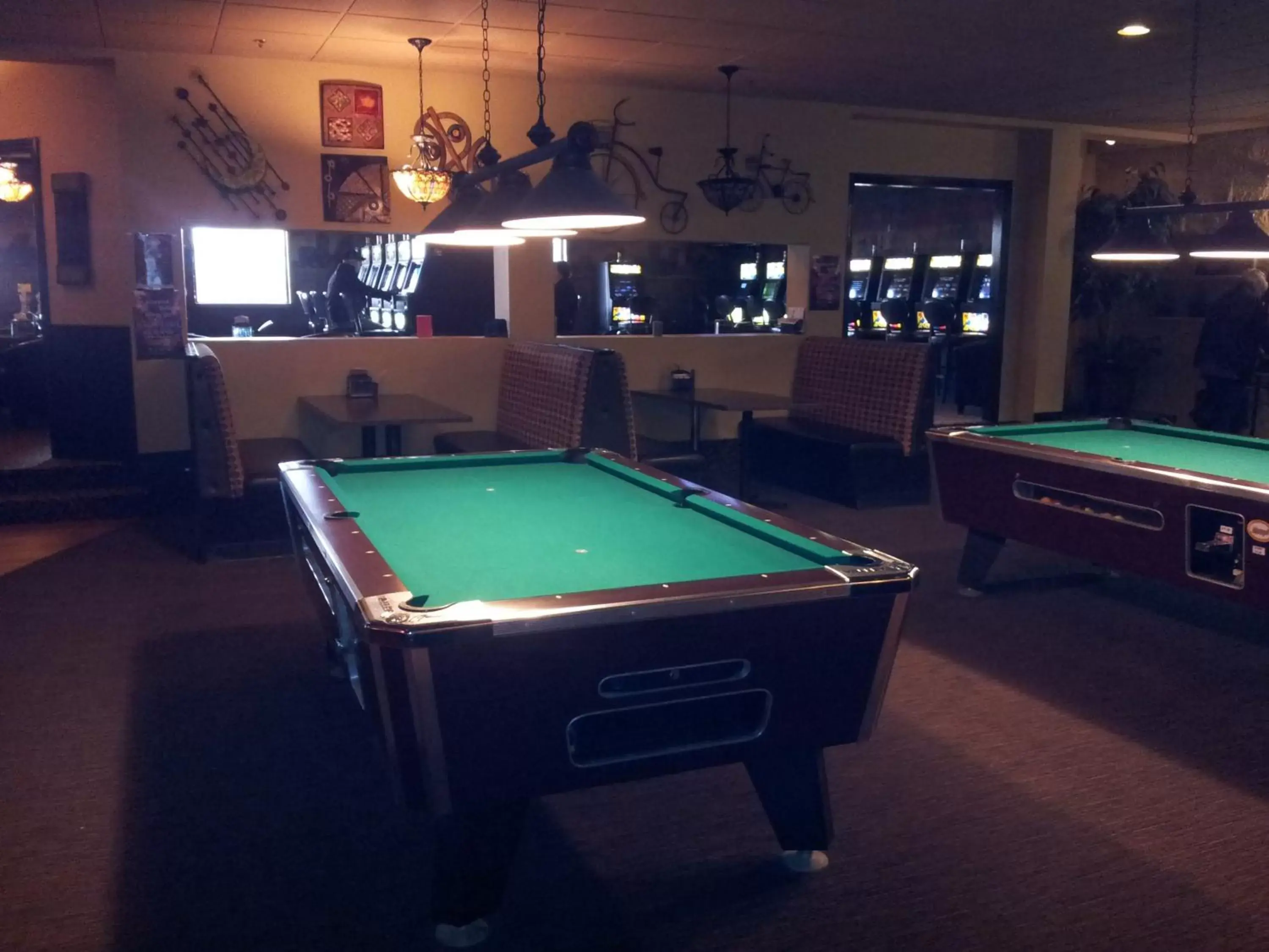 Billiard, Billiards in Baymont by Wyndham Medicine Hat