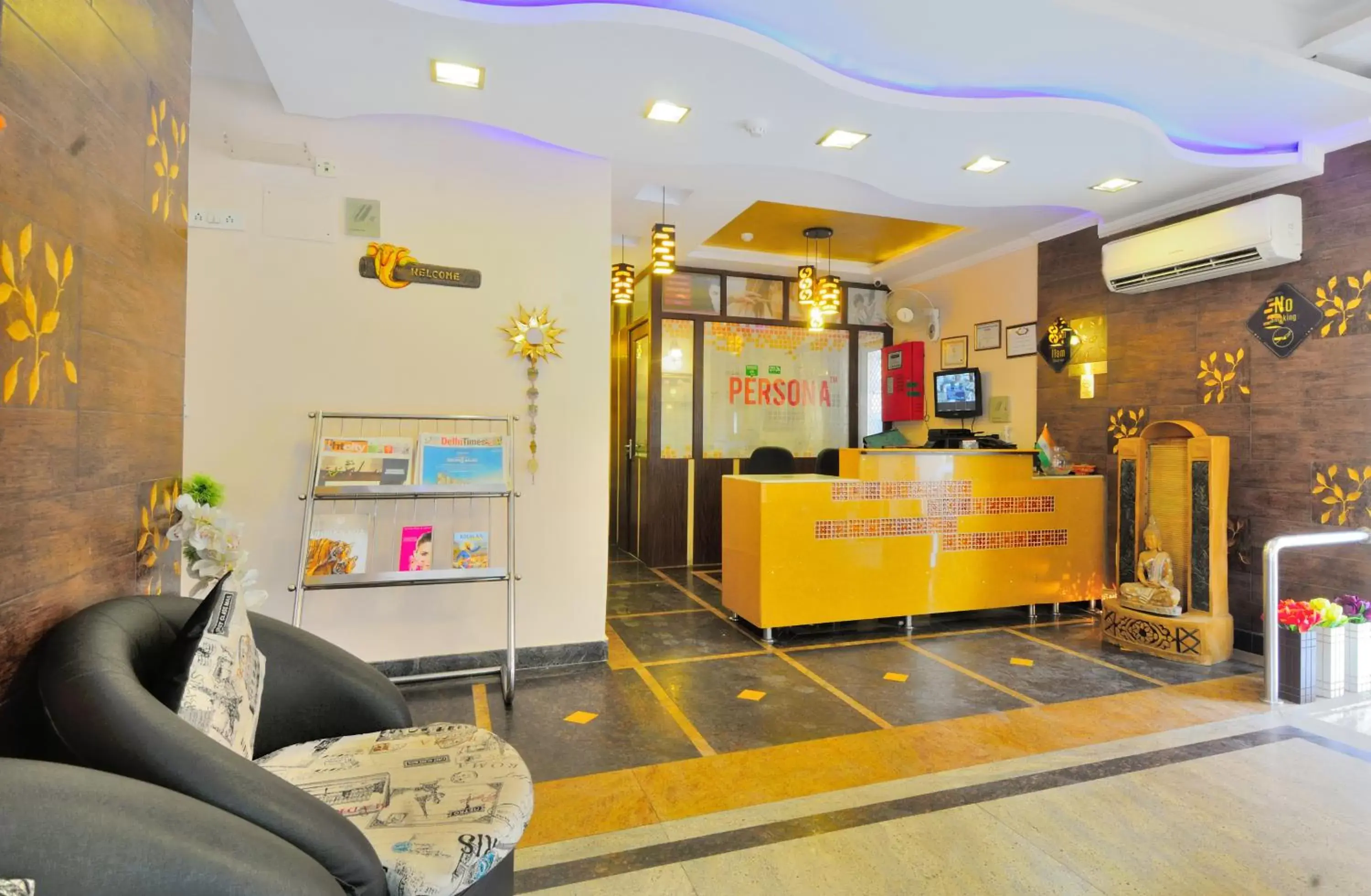 Lobby or reception, Lounge/Bar in Hotel Persona International