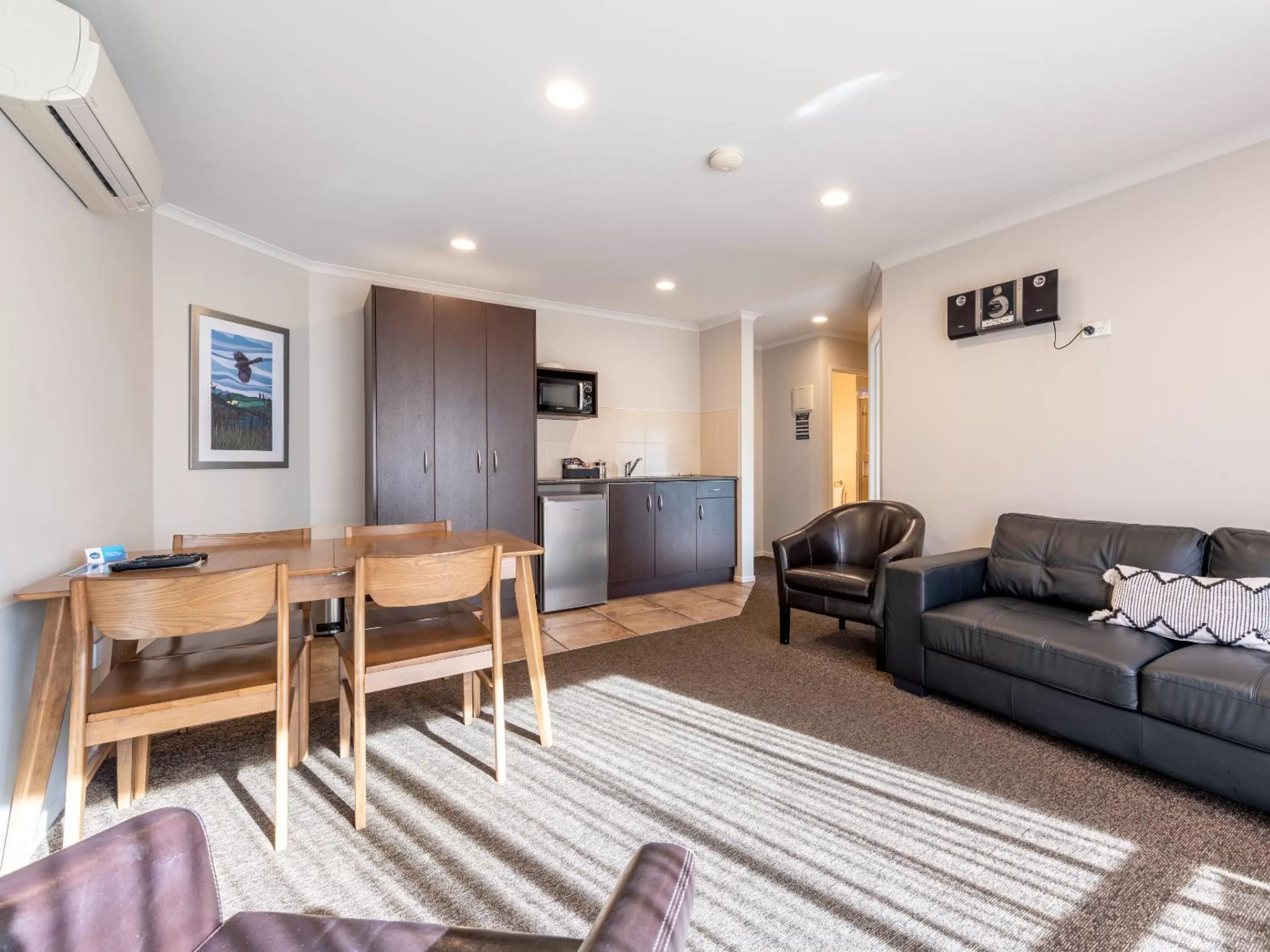 Living room in Lake Taupo Motor Inn
