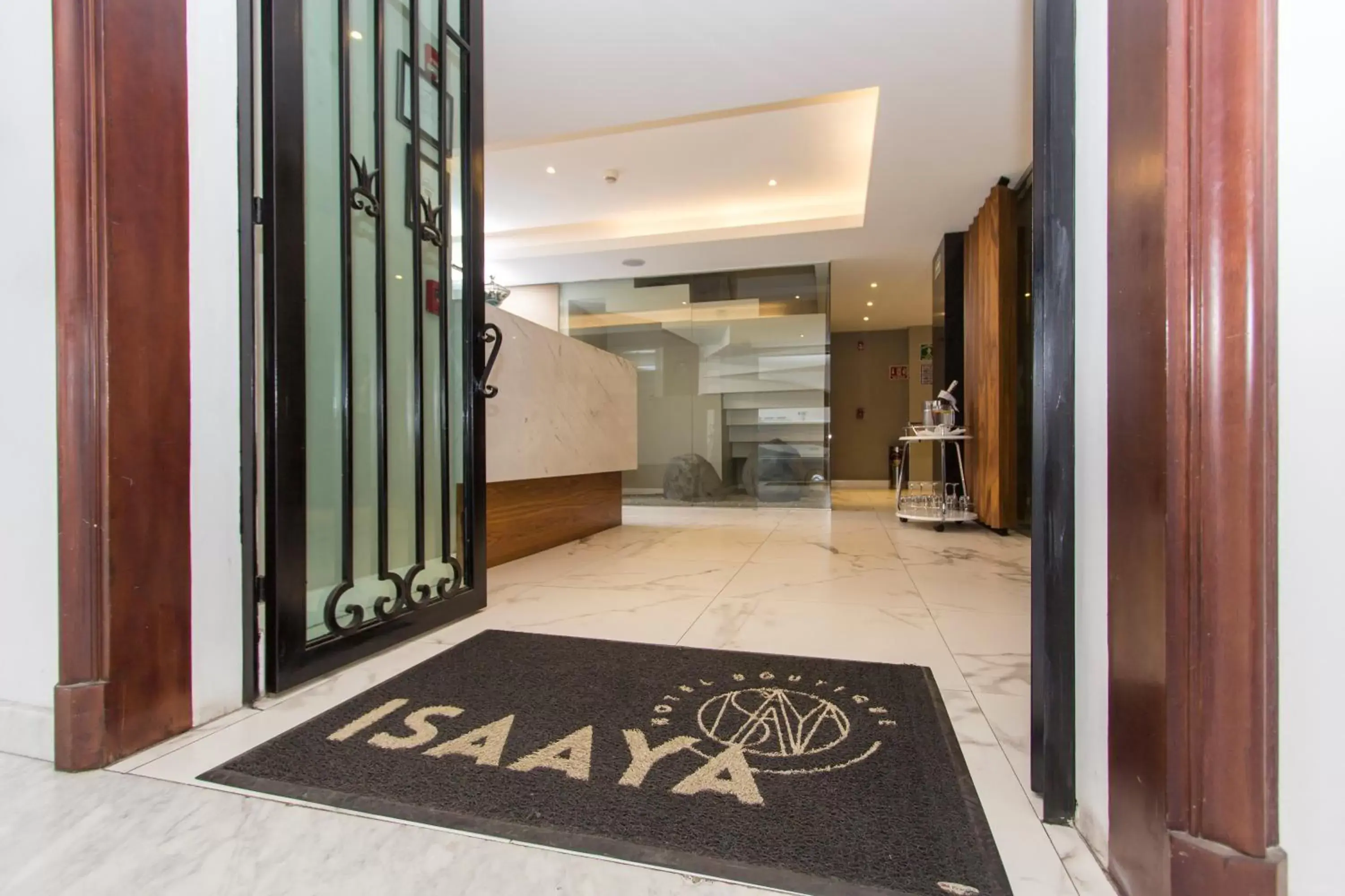 Lobby or reception in Isaaya Hotel Boutique by WTC