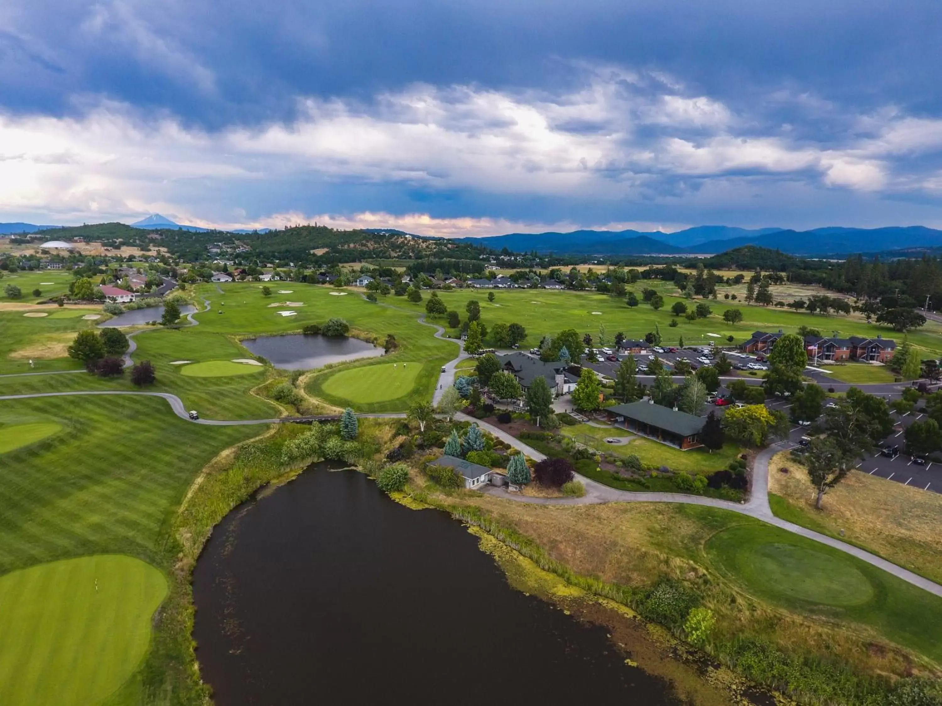 Bird's-eye View in Resort at Eagle Point Golf Club Lodging