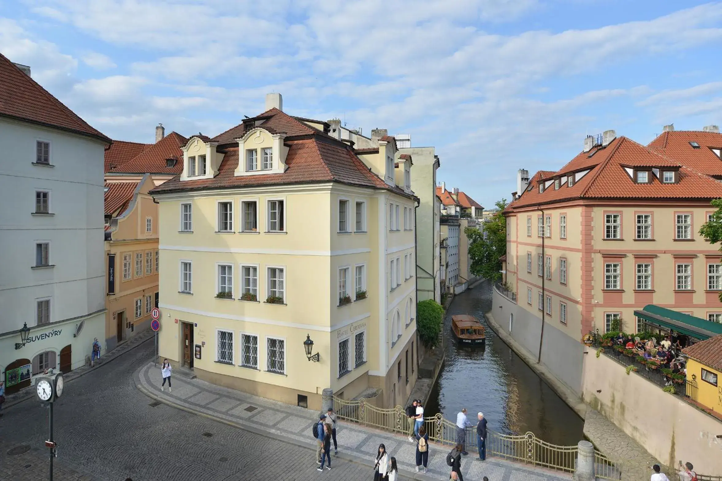 Property building in Hotel Certovka