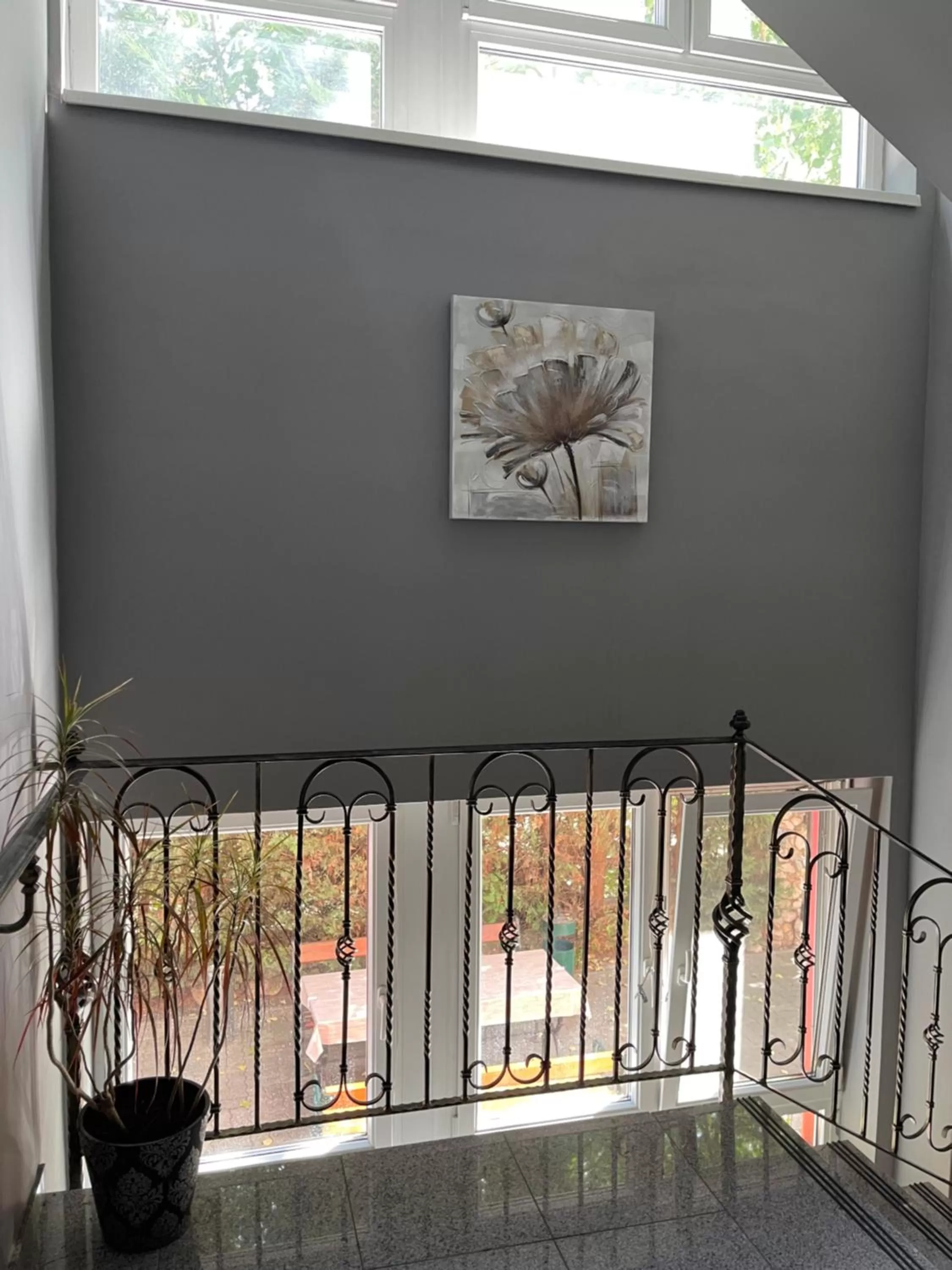 Decorative detail in Airport Szálló