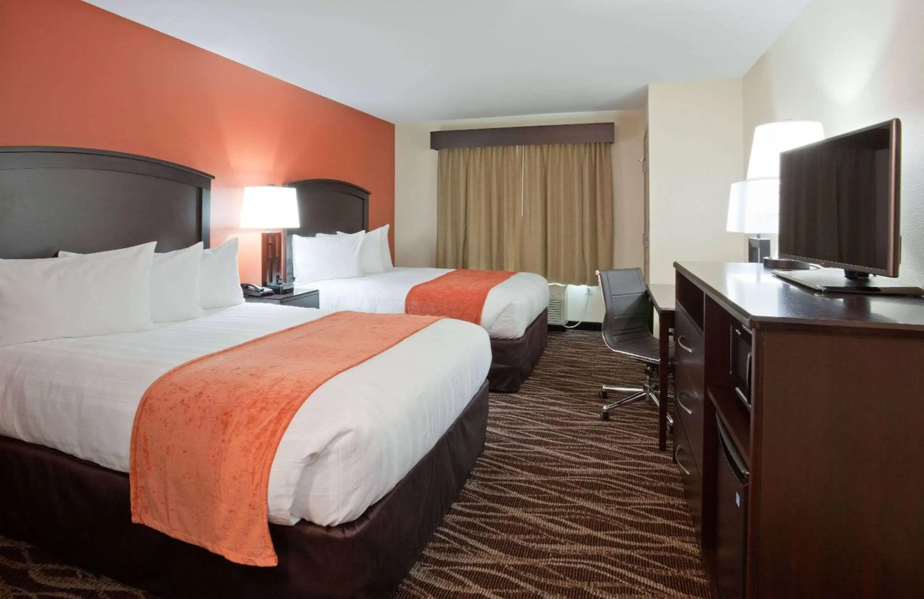 Photo of the whole room, Bed in AmericInn by Wyndham Waupun