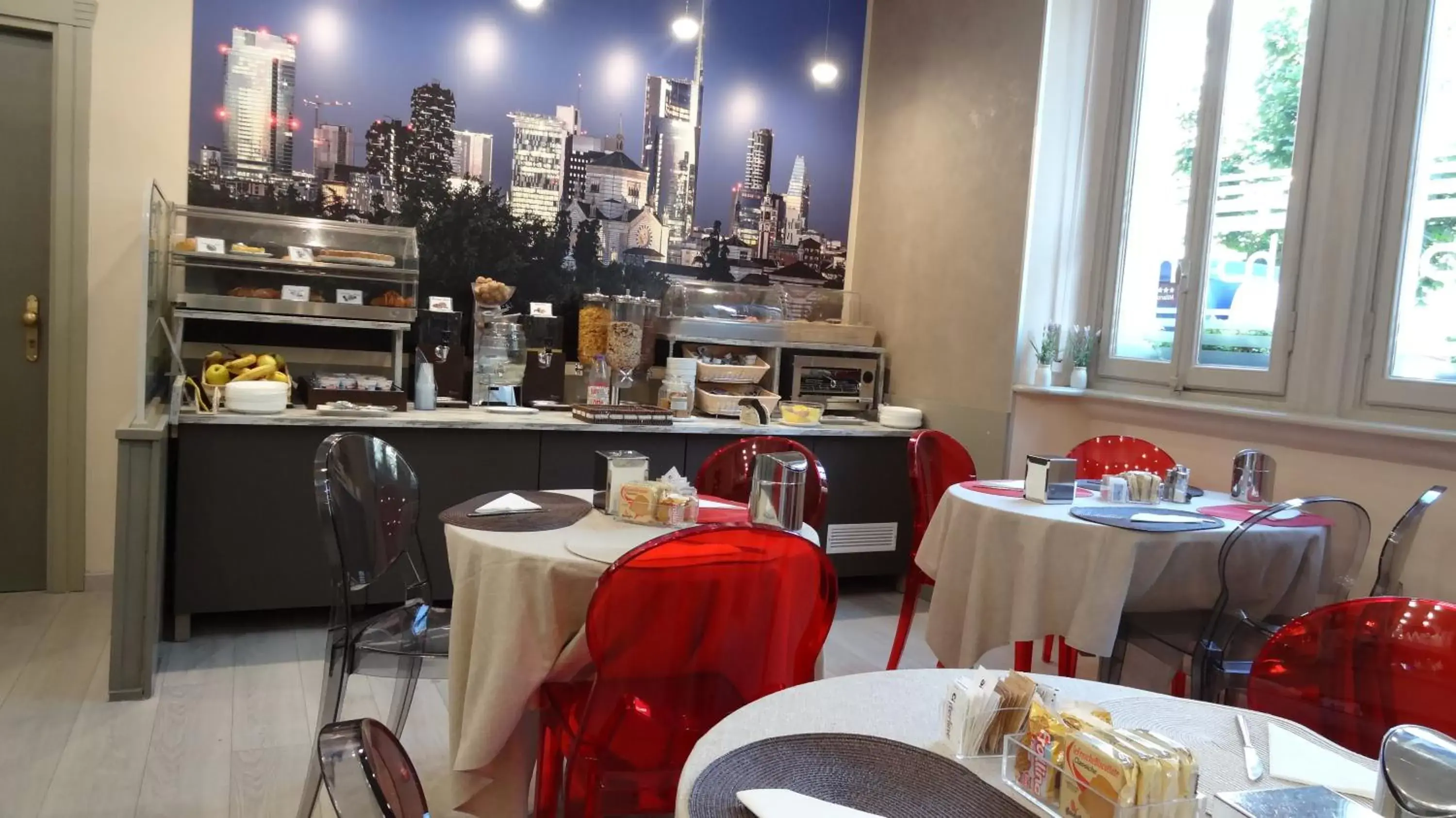 Restaurant/Places to Eat in Hotel Piacenza