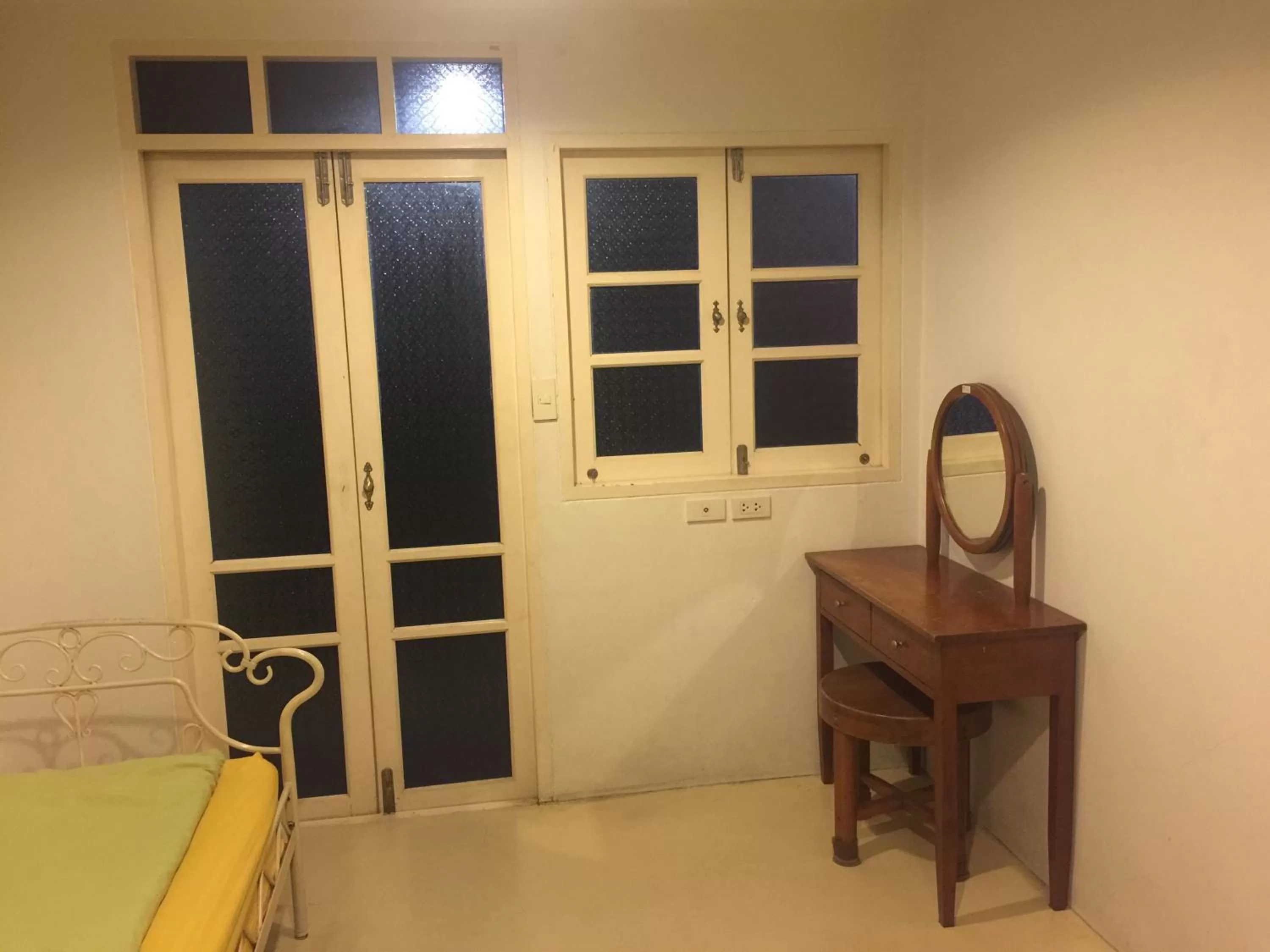 Bedroom in Roof View Place